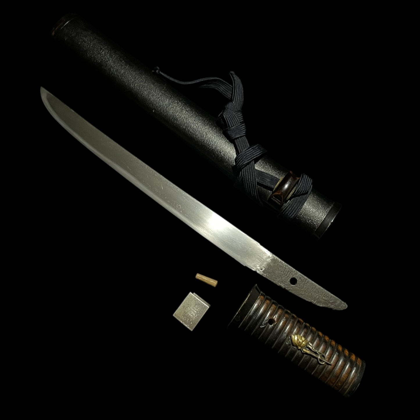 Nobukuni Nyudo 信國入道, Aikuchi Koshirae TANTO, Muromachi period, with Shirasaya