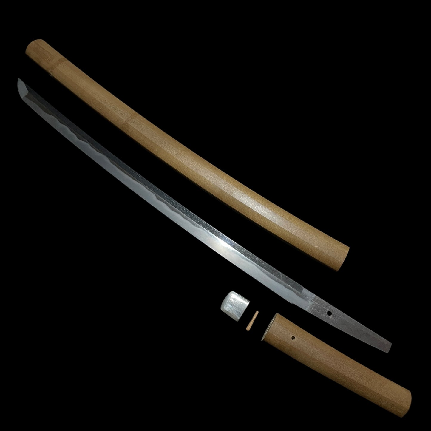 Wide Hamon Long Wakizashi, Edo period mumei, Nagasa 542mm(21.34in)