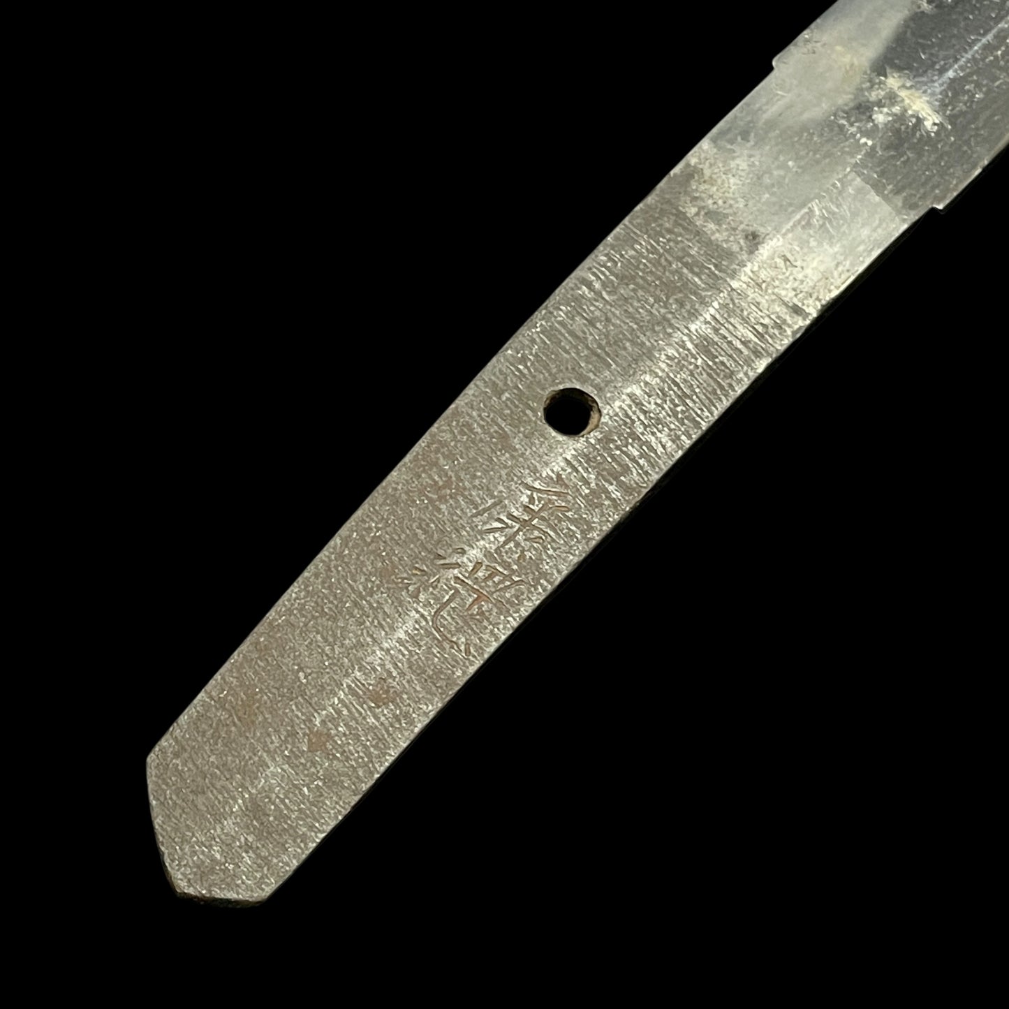 Yasutsugu 康継 signed Short WAKIZASHI, Edo period, Nagasa: 422mm (16.61in)