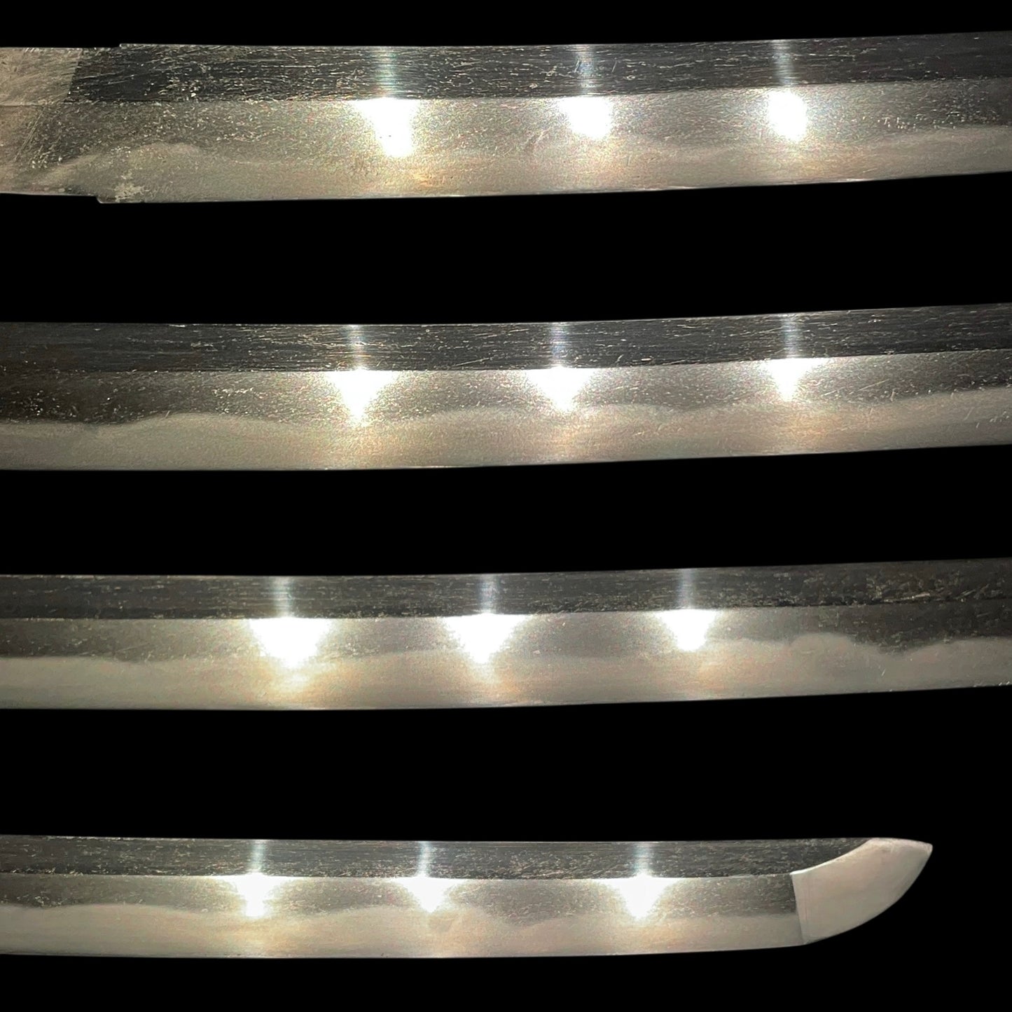 Yasutsugu 康継 signed Short WAKIZASHI, Edo period, Nagasa: 422mm (16.61in)