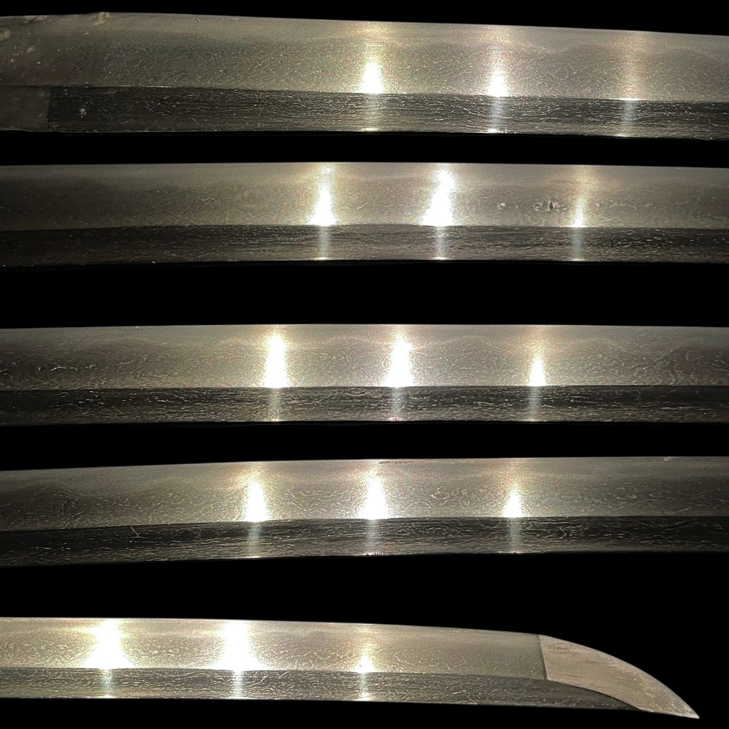 AOIMON 葵紋 Shinanokami Nobuyoshi 信濃守信吉 signed WAKIZASHI, Early Edo period