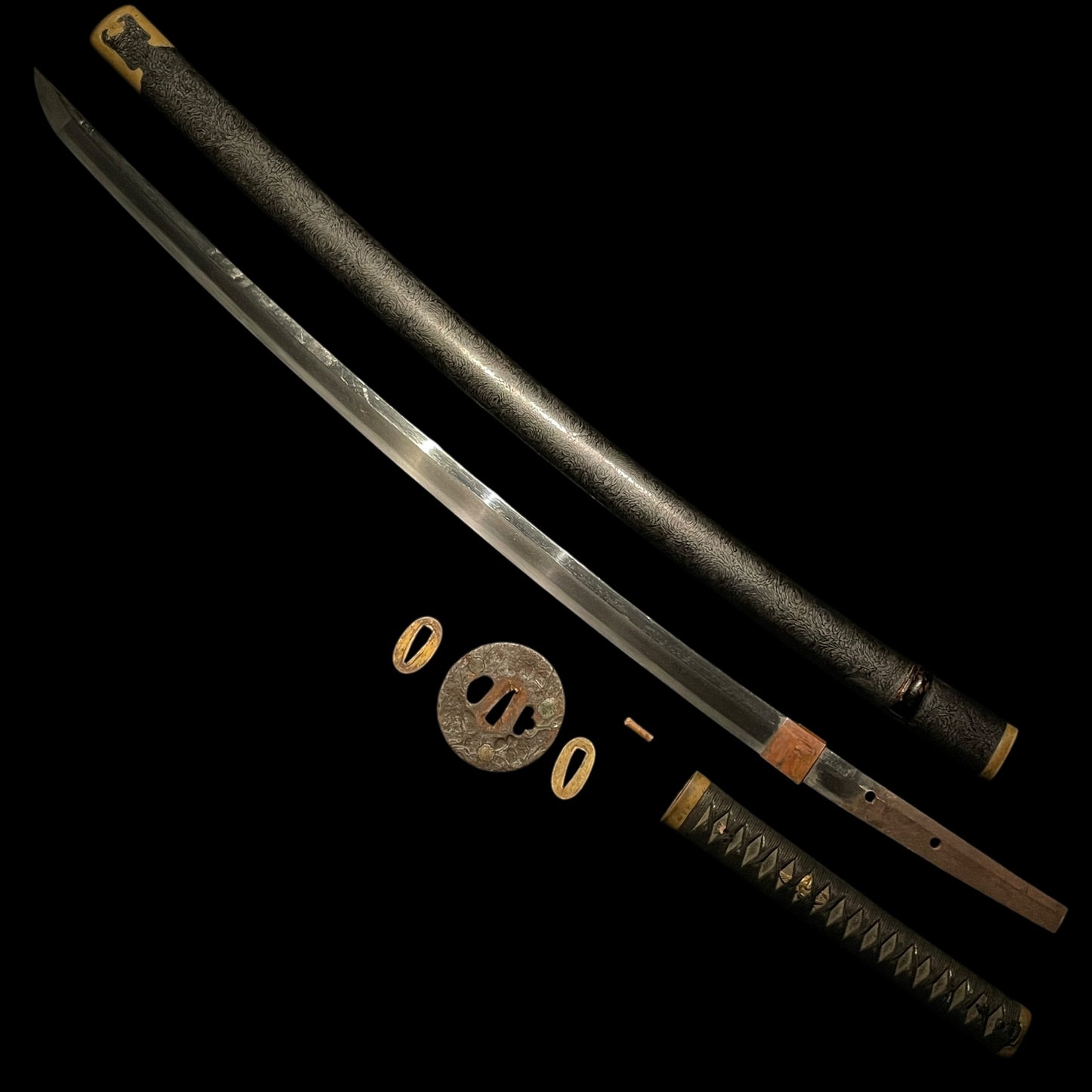 Brass Fittings Black KATANA, Heavy blade, Suguha 直刃, Edo period mumei