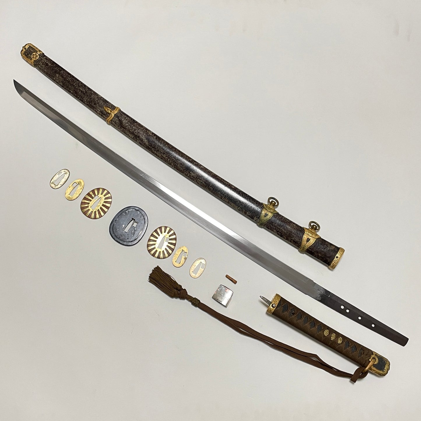 NAVY GUNTO 海軍刀, Custom-made Koshirae, Rising sun Seppa, Japanese Military Sword