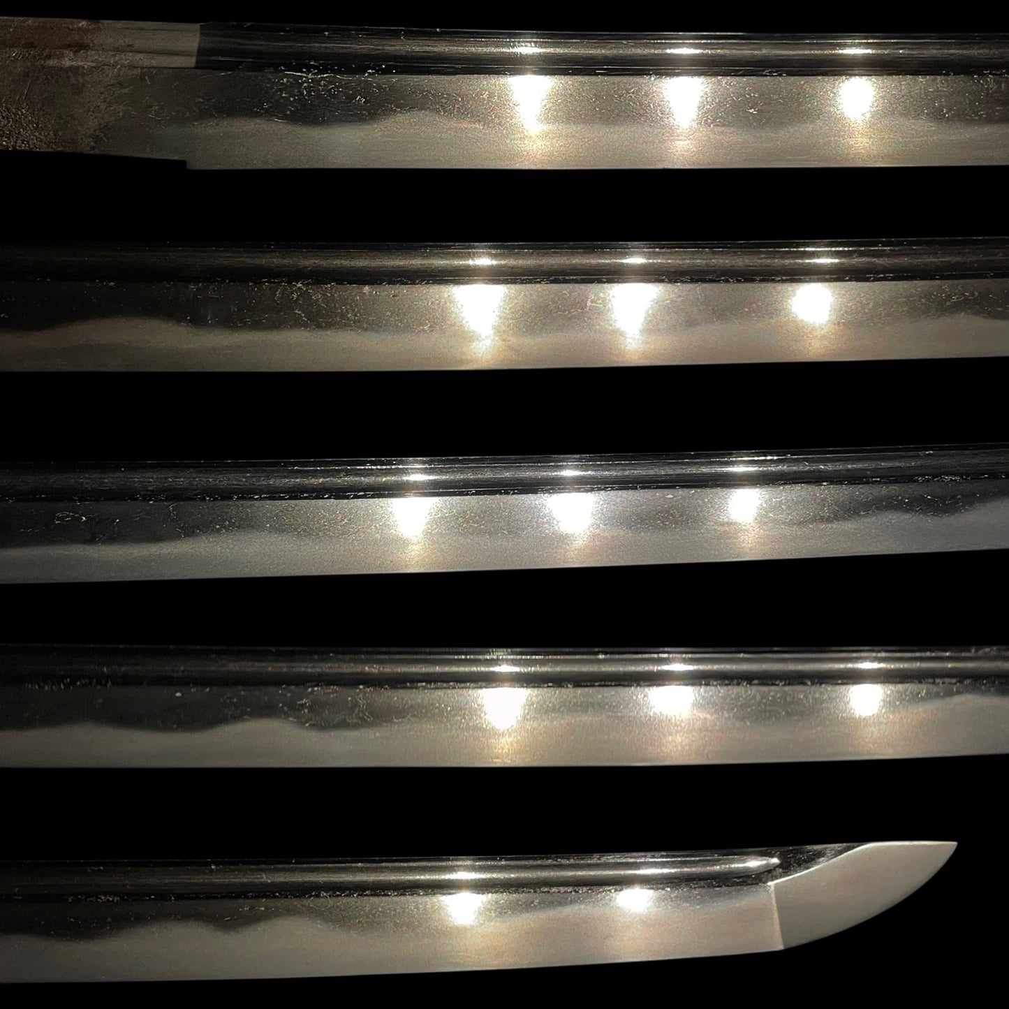 Kakinagashi-Hi 掻き流し樋 Wakizashi in Shirasaya, Edo period mumei