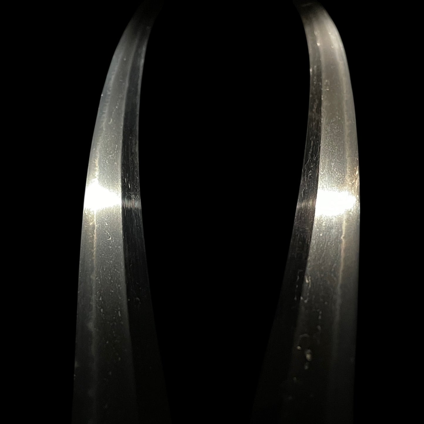 Type98 GUNTO 九八式軍刀, Kuniyasu 国泰 signed, Family crest included, with Tassel