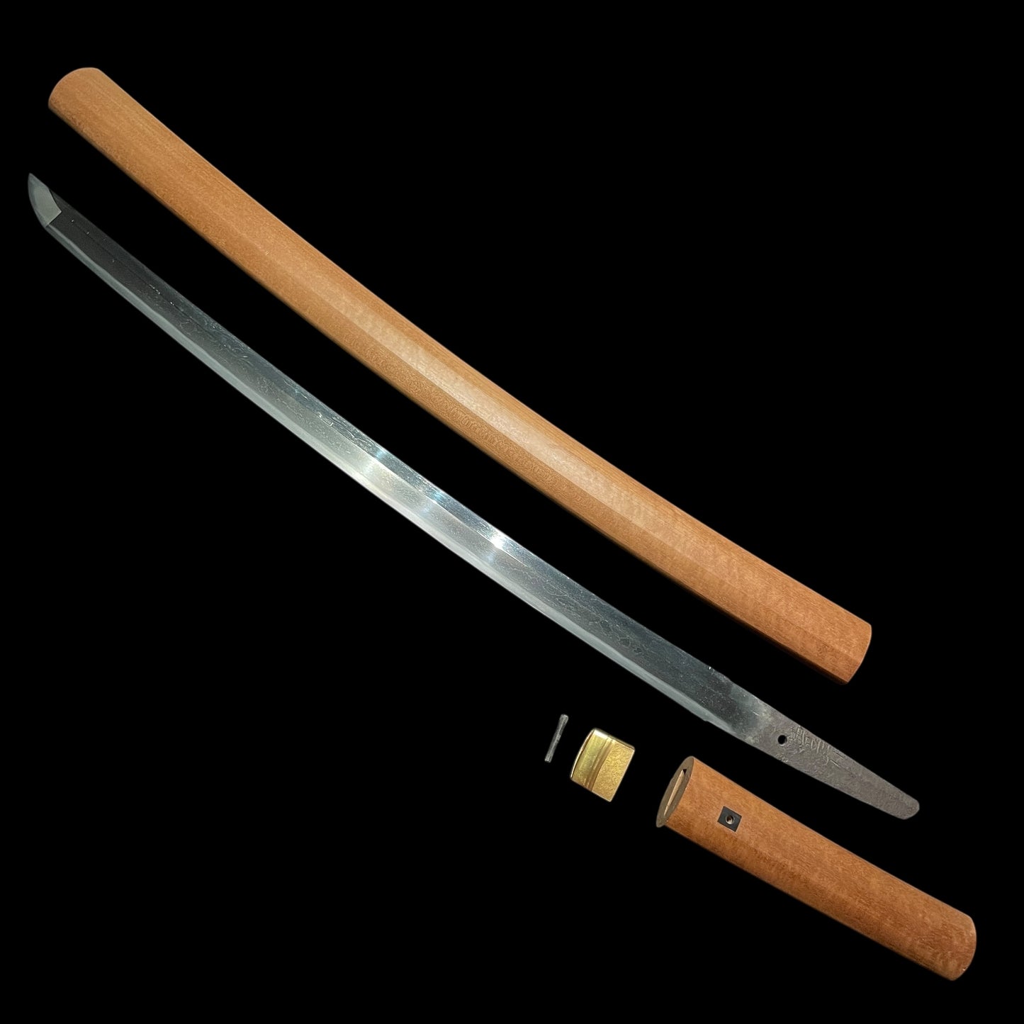 Toyoyuki 豊行 signed Long Wakizashi, Bungo School, Edo period