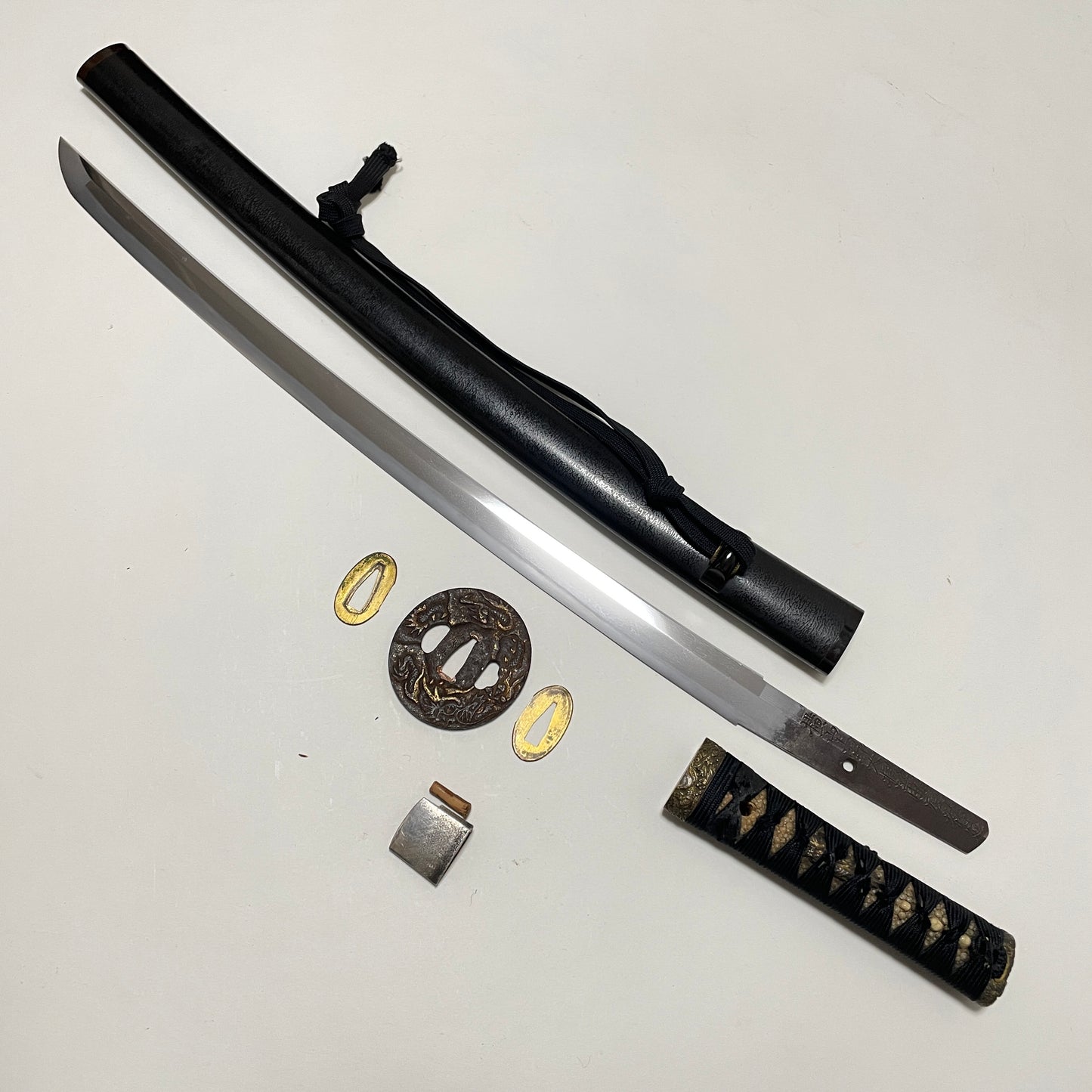 Kozukedaijo Sukesada 横山上野大掾祐定 signed Wakizashi, Dragon Fittings, Edo period