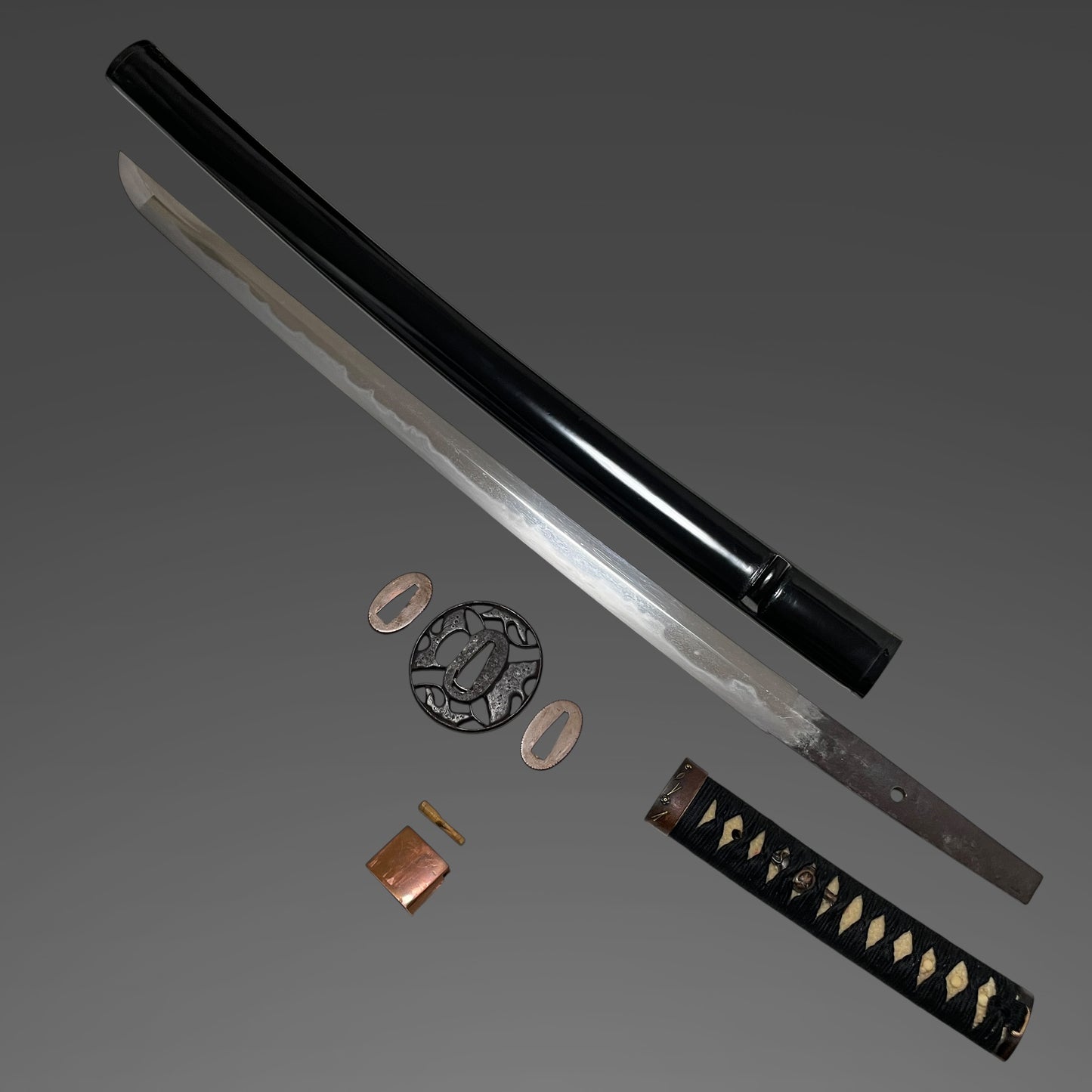 Straight Wakizashi, Ginkgo Tsuba 銀杏鍔, Edo period mumei