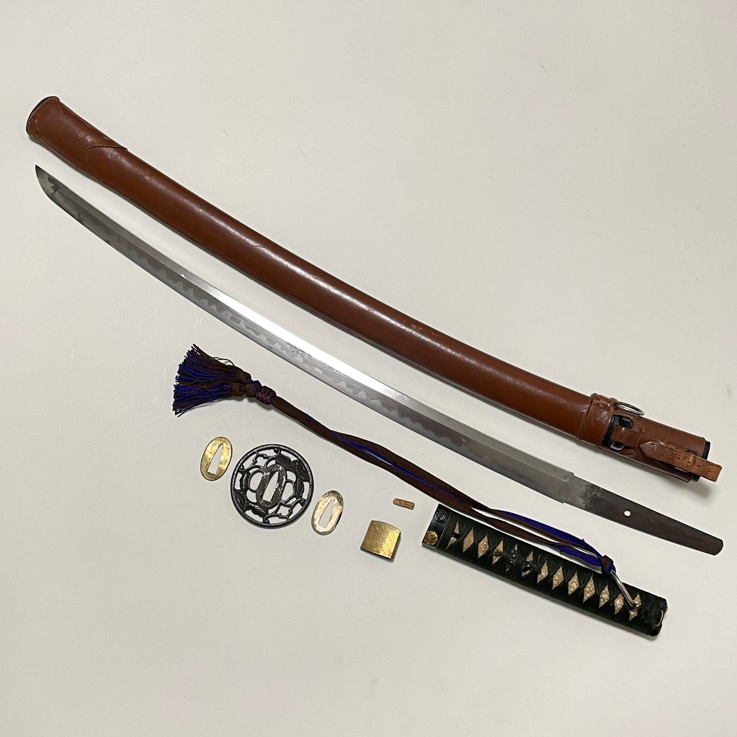 Dragon Fittings Ryakushiki-GUNTO 龍一作略式軍刀, Blade is Edo Wakizashi, with Tassel