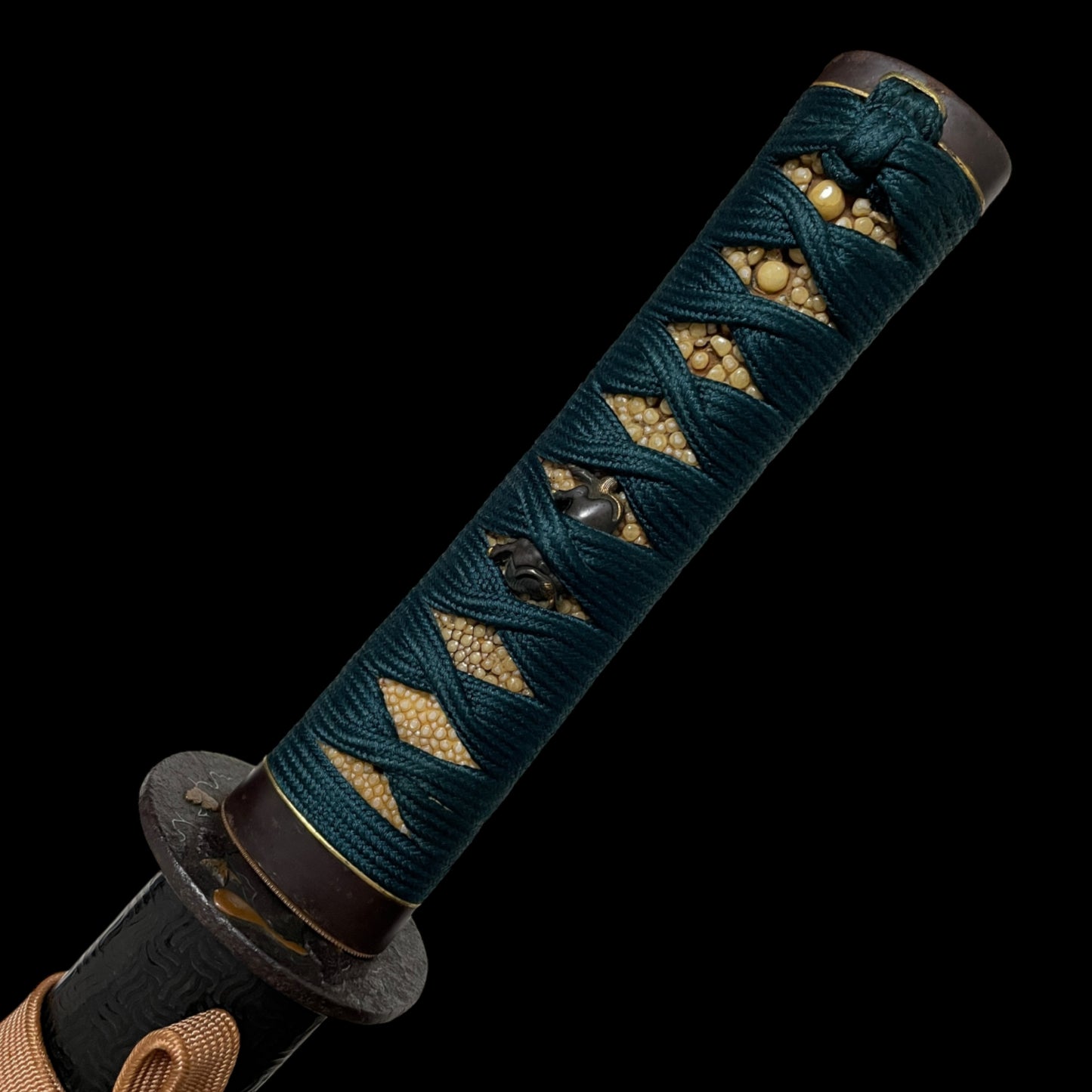 Bishuosafune Yukimitsu 備州長船行光 signed WAKIZASHI,Buffalo Menuki and Gourd Tsuba