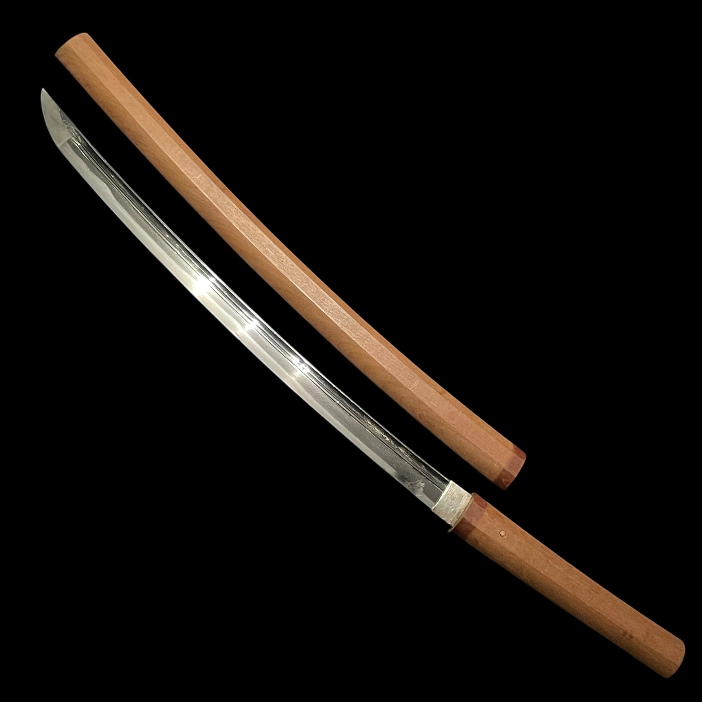 Bohi Wakizashi 棒樋脇差 in Shirasaya, Muromachi period