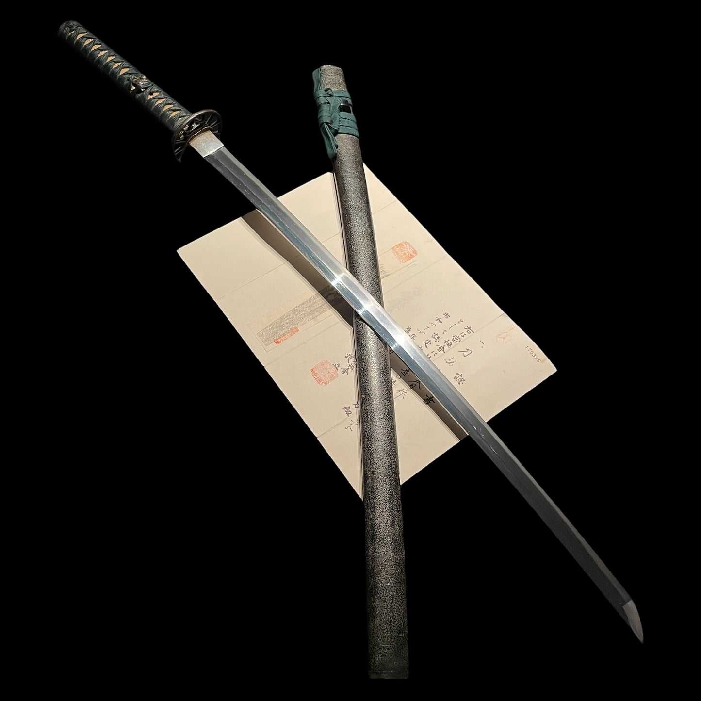 Kaneharu 兼春 signed Katana, Centipede Fuchi, Hotei Menuki, Edo period