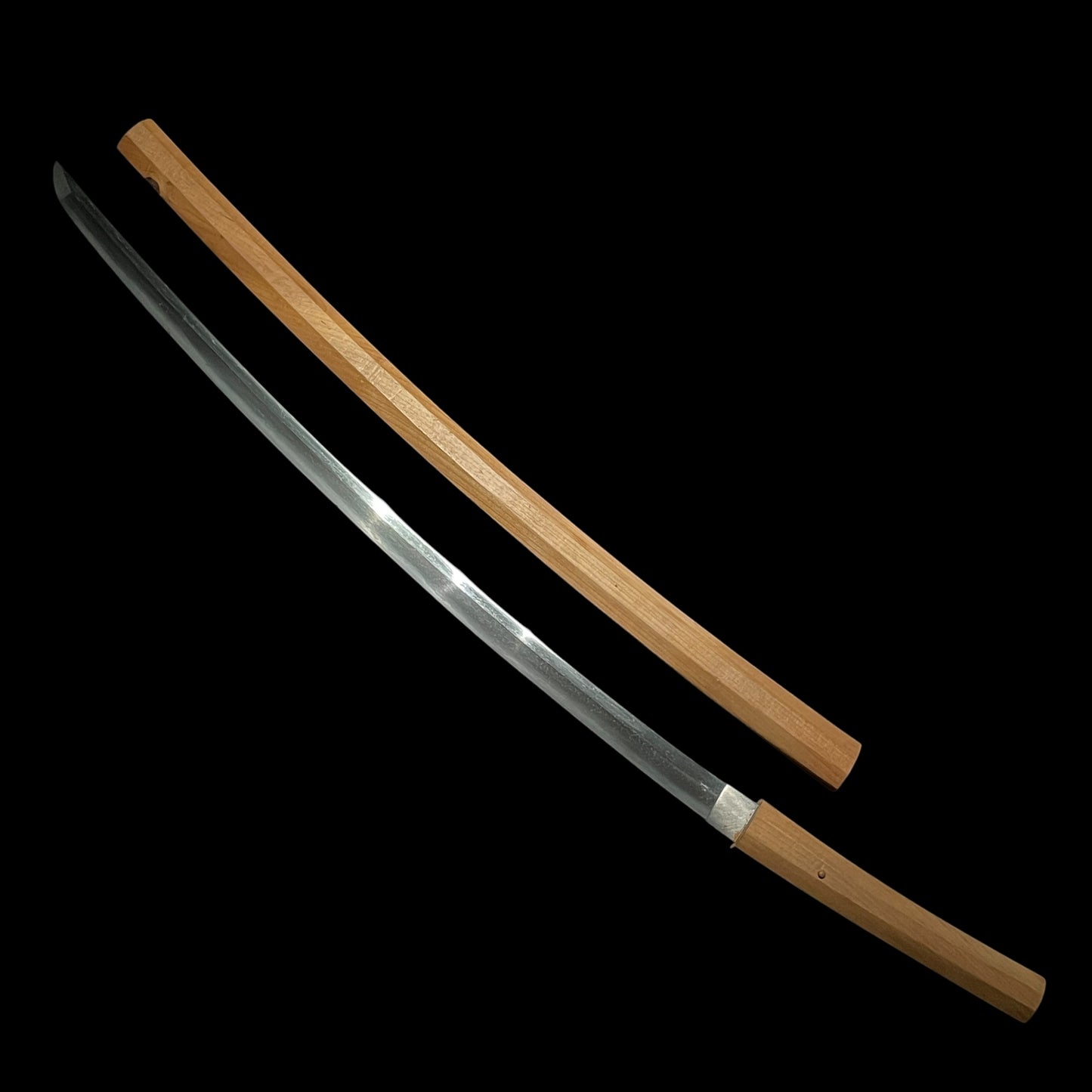 KATANA 打刀 with Shirasaya and Koshirae, Muromachi period mumei