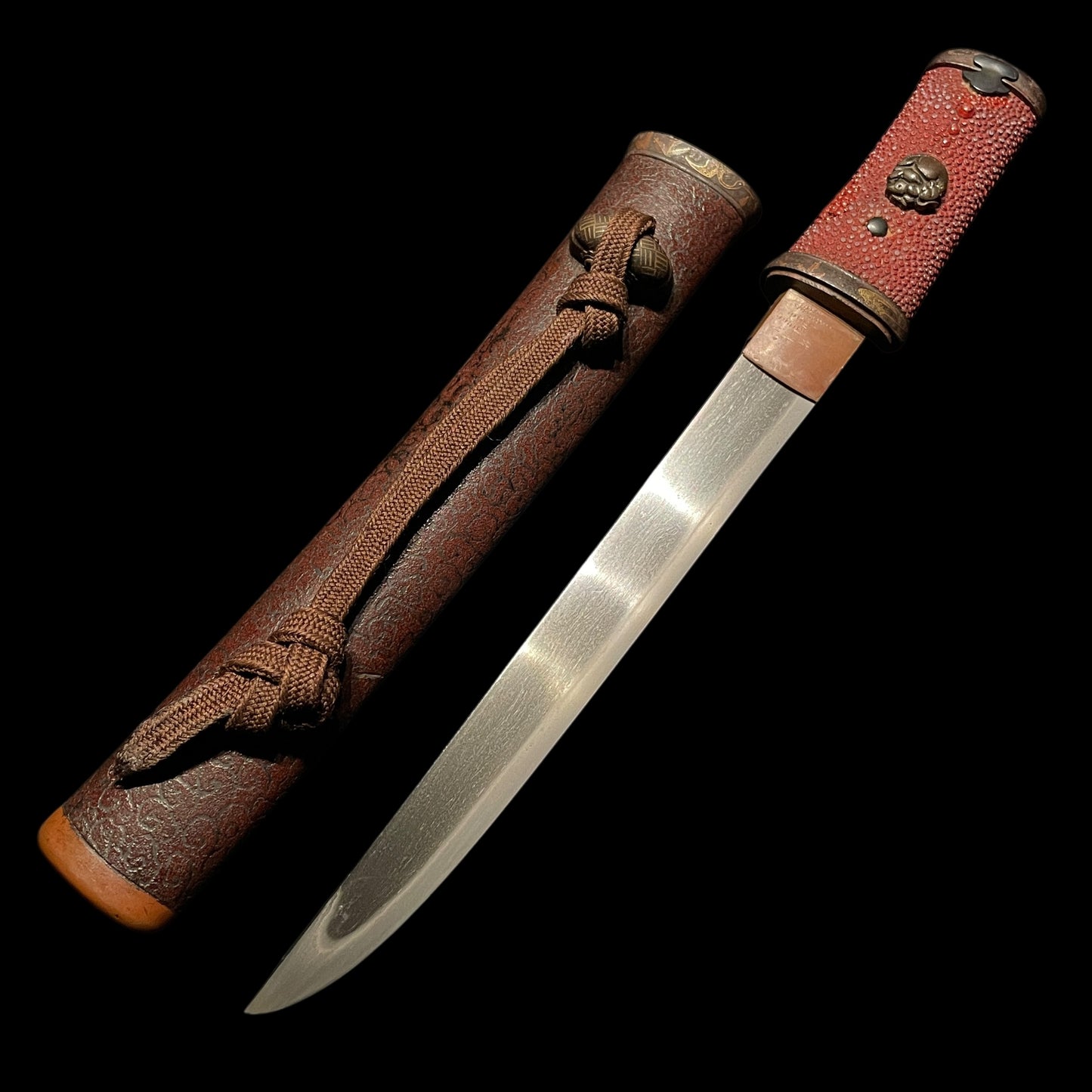 Red Tanto with Kozuka, Mouse Menuki, Masame-Hada 柾目肌 Edo period mumei