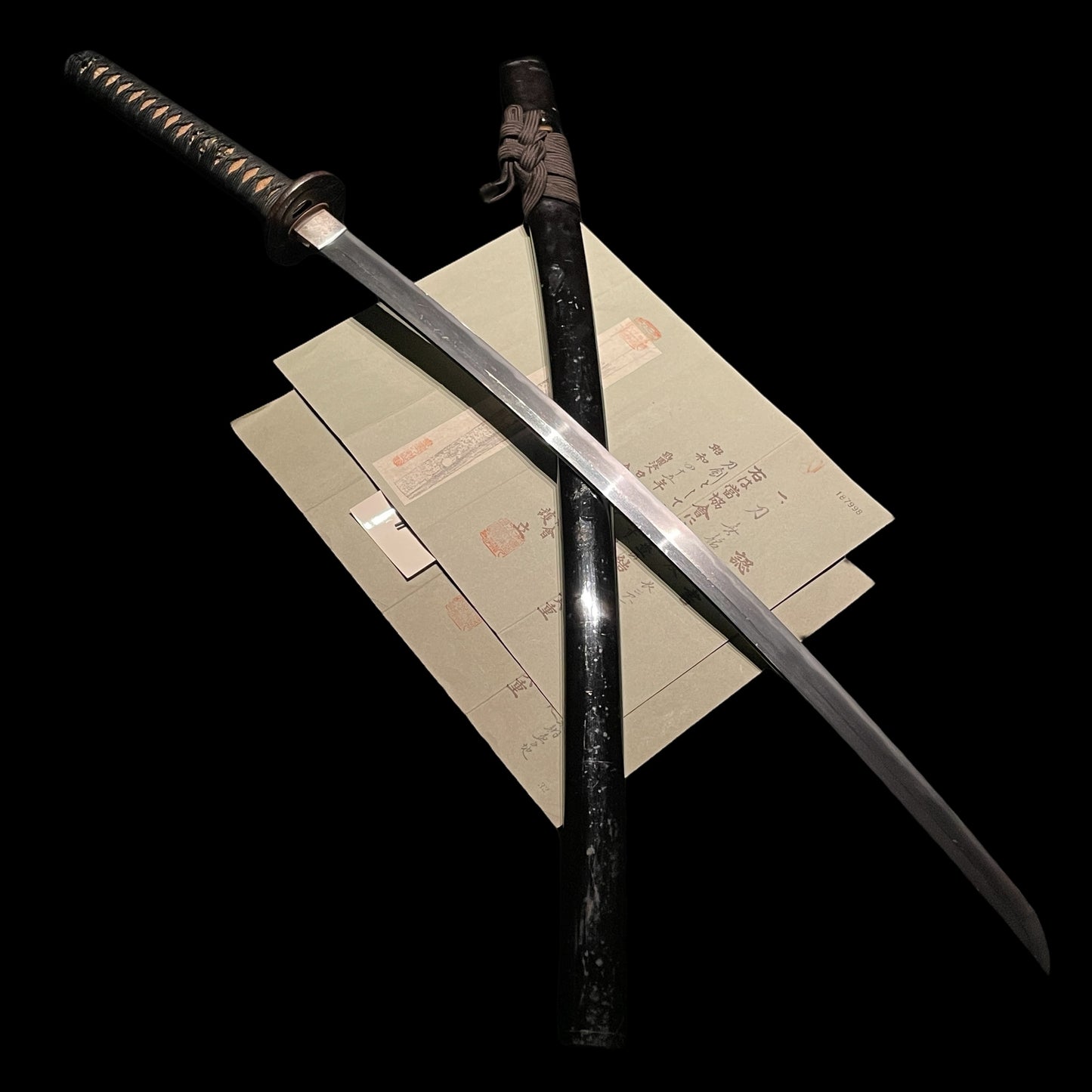 Kozori 小反 Katana, NANBOKUCHO Period BIZEN School, with Two Certificate