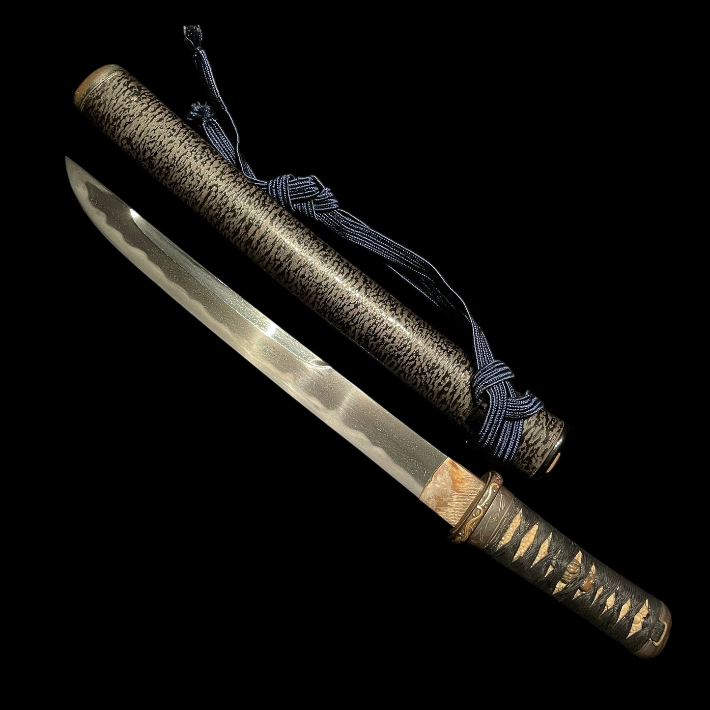Unokubi-Zukuri 鵜首造 Heavy TANTO with Kozuka, Edo period mumei