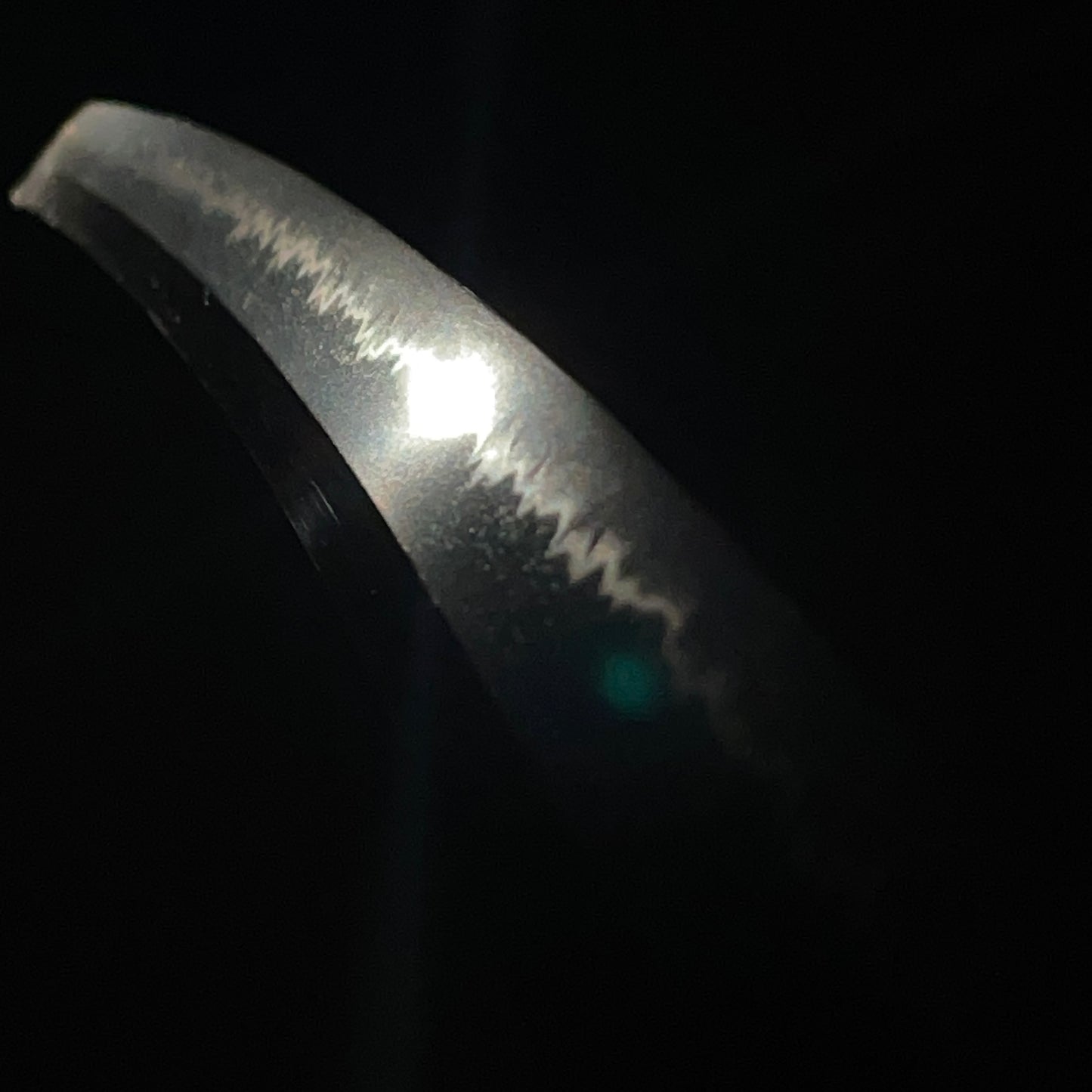 Togari-Gunome Hamon 尖り互の目刃文 Wakizashi in Shirasaya, Edo period mumei