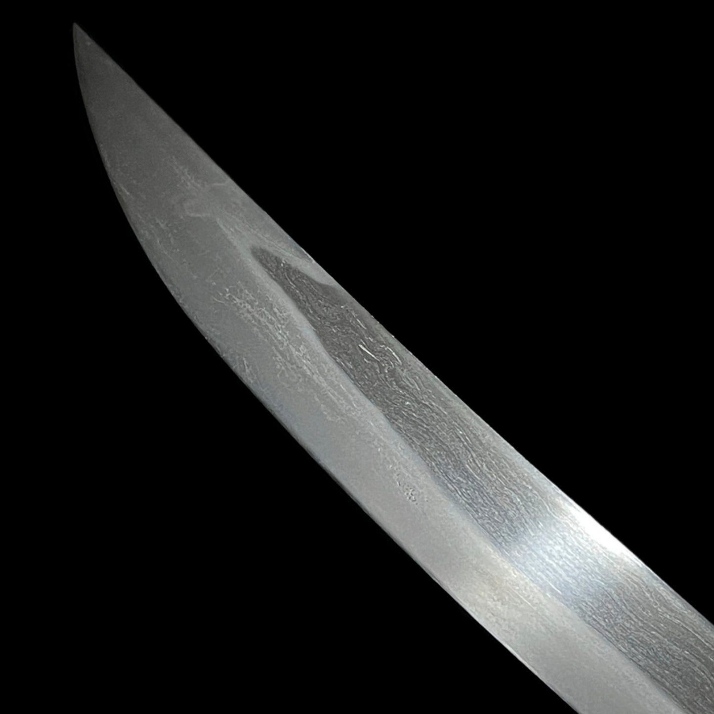 KATAHIRAZUKURI 片平造 Sunnobi-TANTO 寸延短刀, Masamehada 柾目肌, Copper Fittings