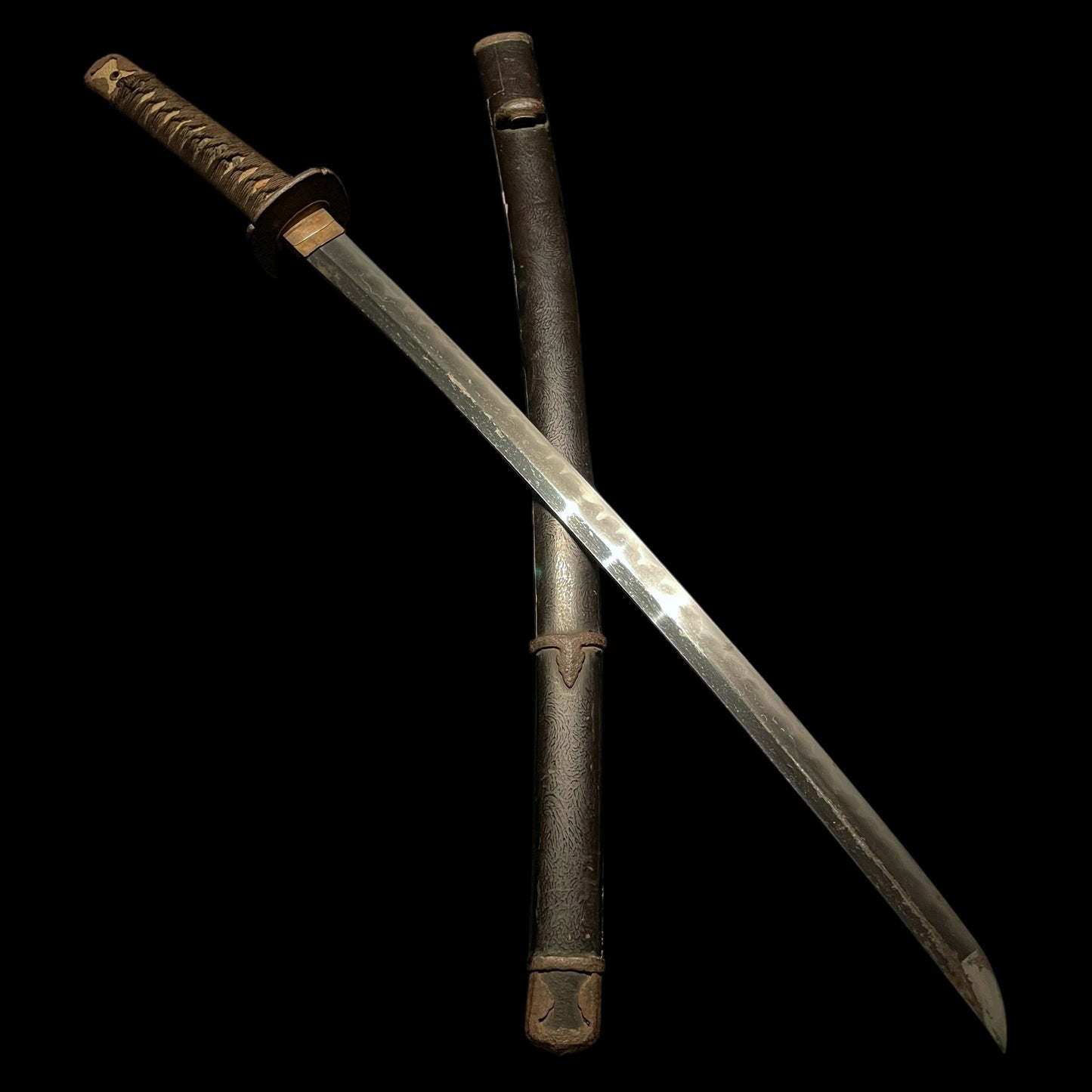 Handachi Koshirae 半太刀拵 Long WAKIZASHI, Iron Fittings, Edo period mumei