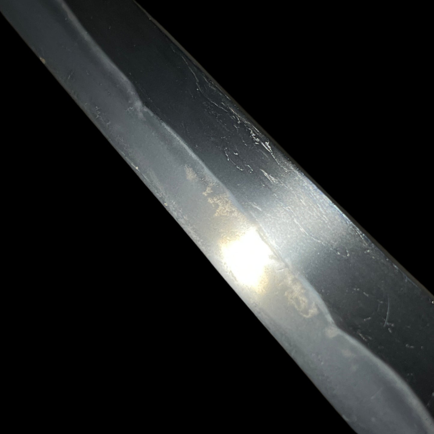 Rare style KATAHIRA-ZUKURI 片平造 TANTO, Edo period mumei