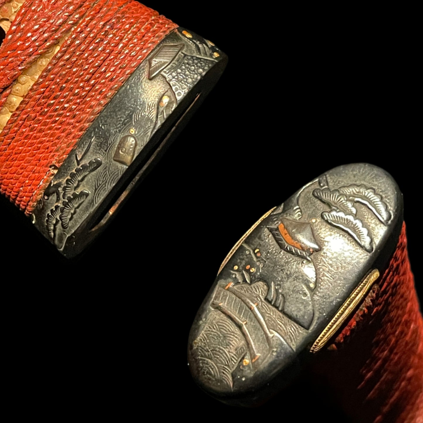 Hirazukuri Red TANTO, Yodomeisho 淀名所 Fuchikashira, with Shirasaya