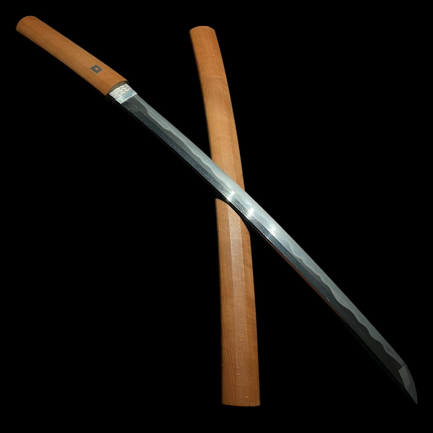 Toranba 濤乱刃 WAKIZASHI, Choshuhagiju Sakunoshin Tomohisa 長州萩住作之進友久 signed TSUBA