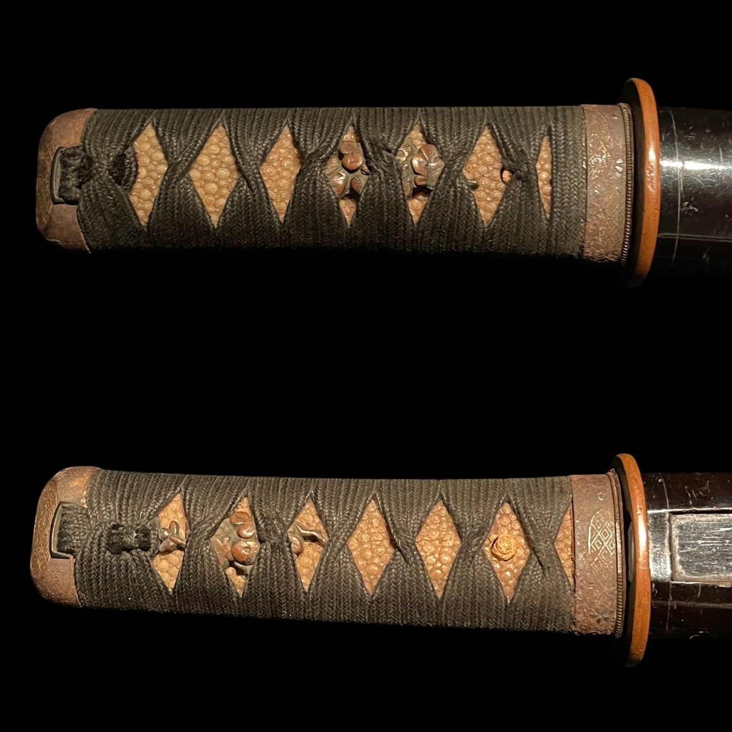 Yoroidoshi 鎧通 in Koshirae, Thick blade, Muromachi period mumei