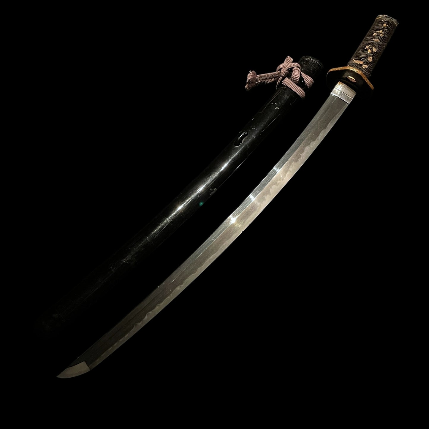 KIKUMON 菊紋 Long Wakizashi, Kawachinokami Sukesada 河内守祐定 signed, Edo period