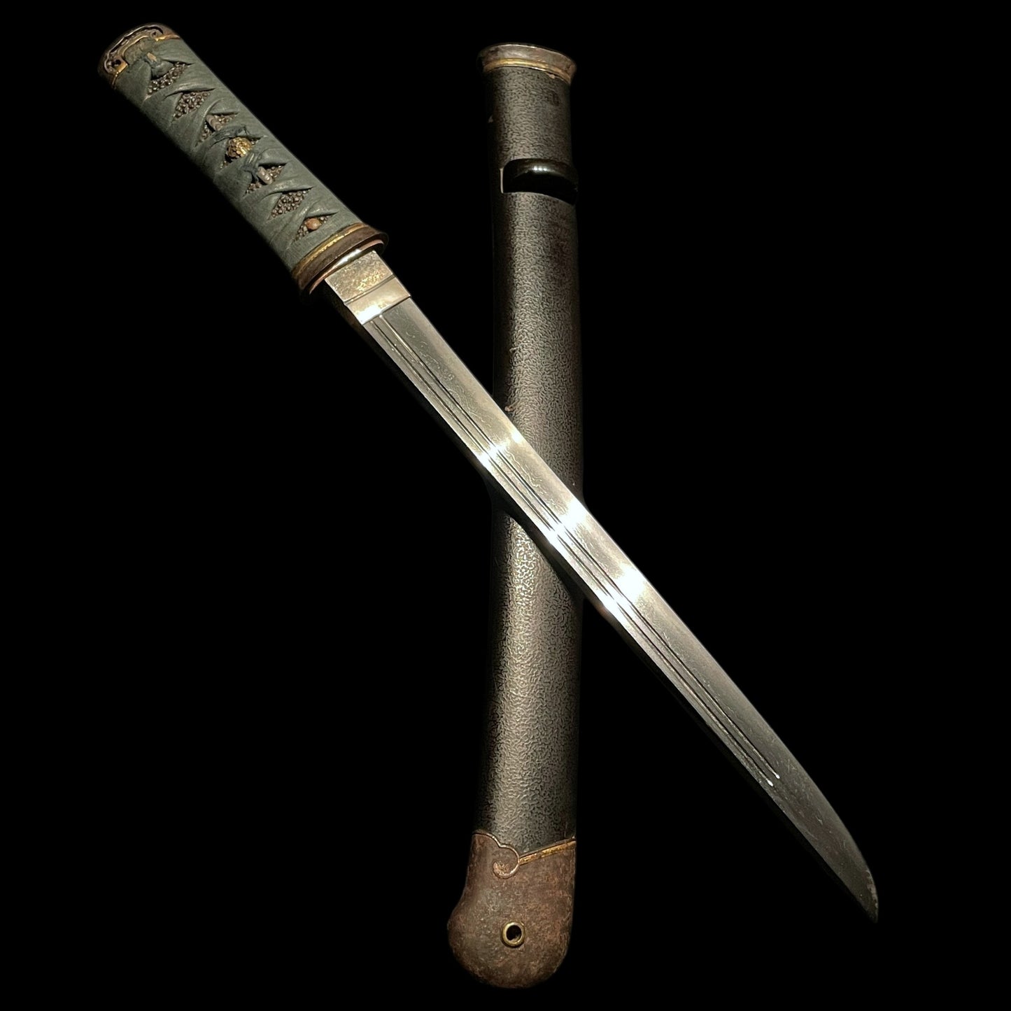 Tomoshige 友重 YOROIDOSHI 鎧通, Aikuchi Koshirae 合口拵, Muromachi period