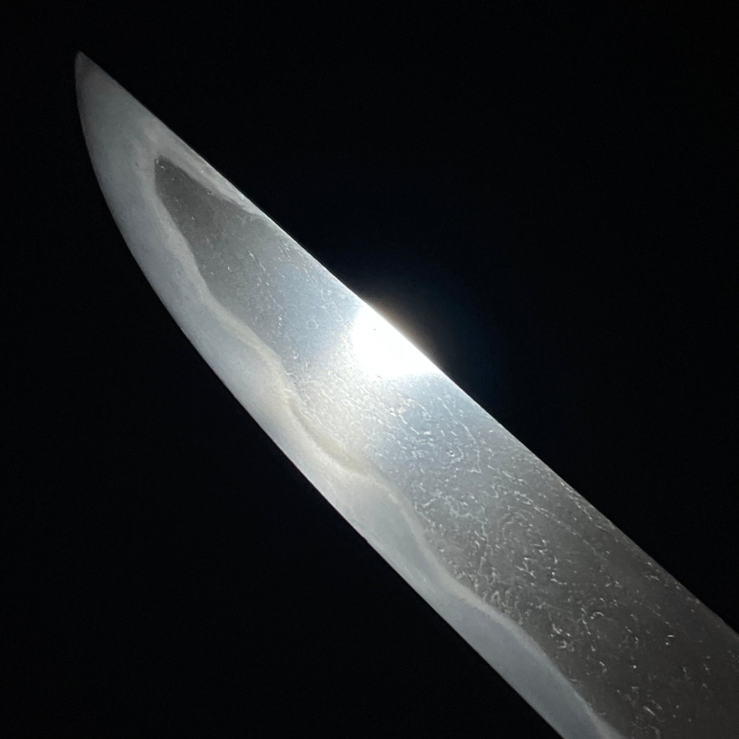 Wide and Thick TANTO in Shirasaya, Late Edo Bakumatsu period mumei