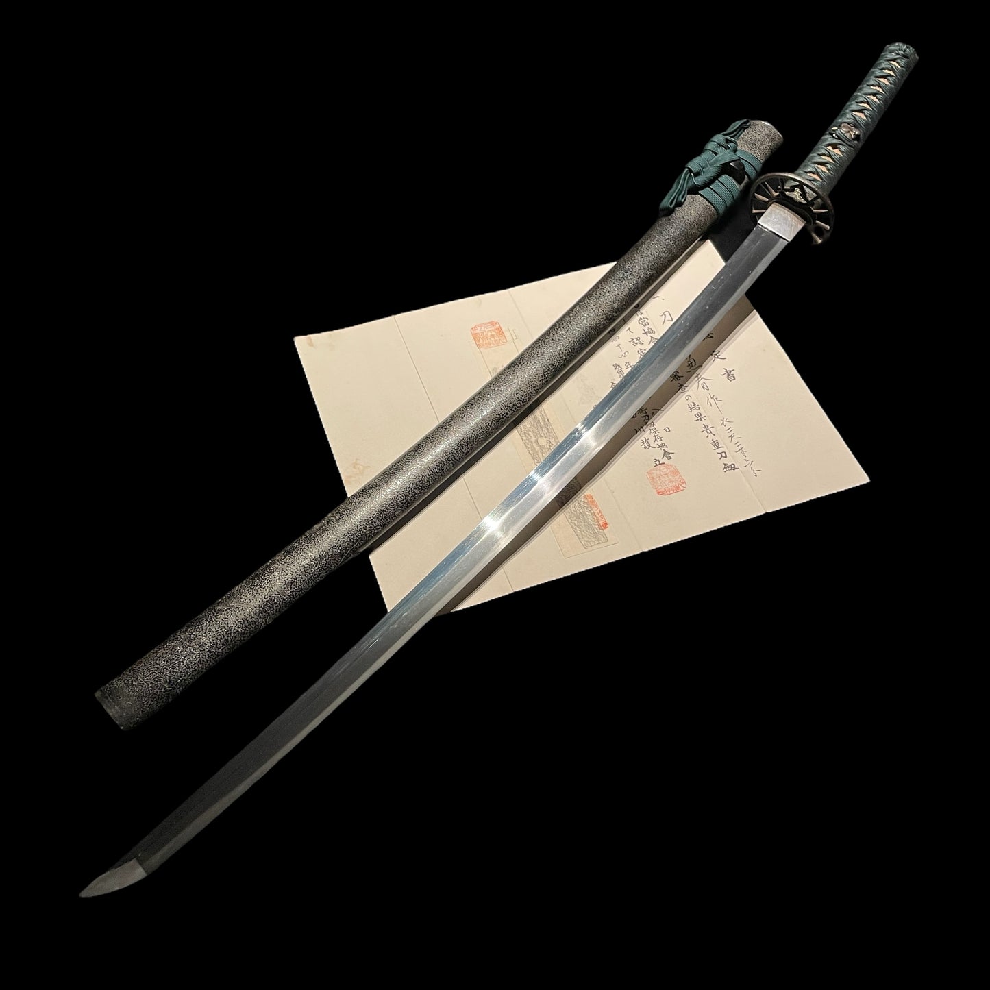 Kaneharu 兼春 signed Katana, Centipede Fuchi, Hotei Menuki, Edo period