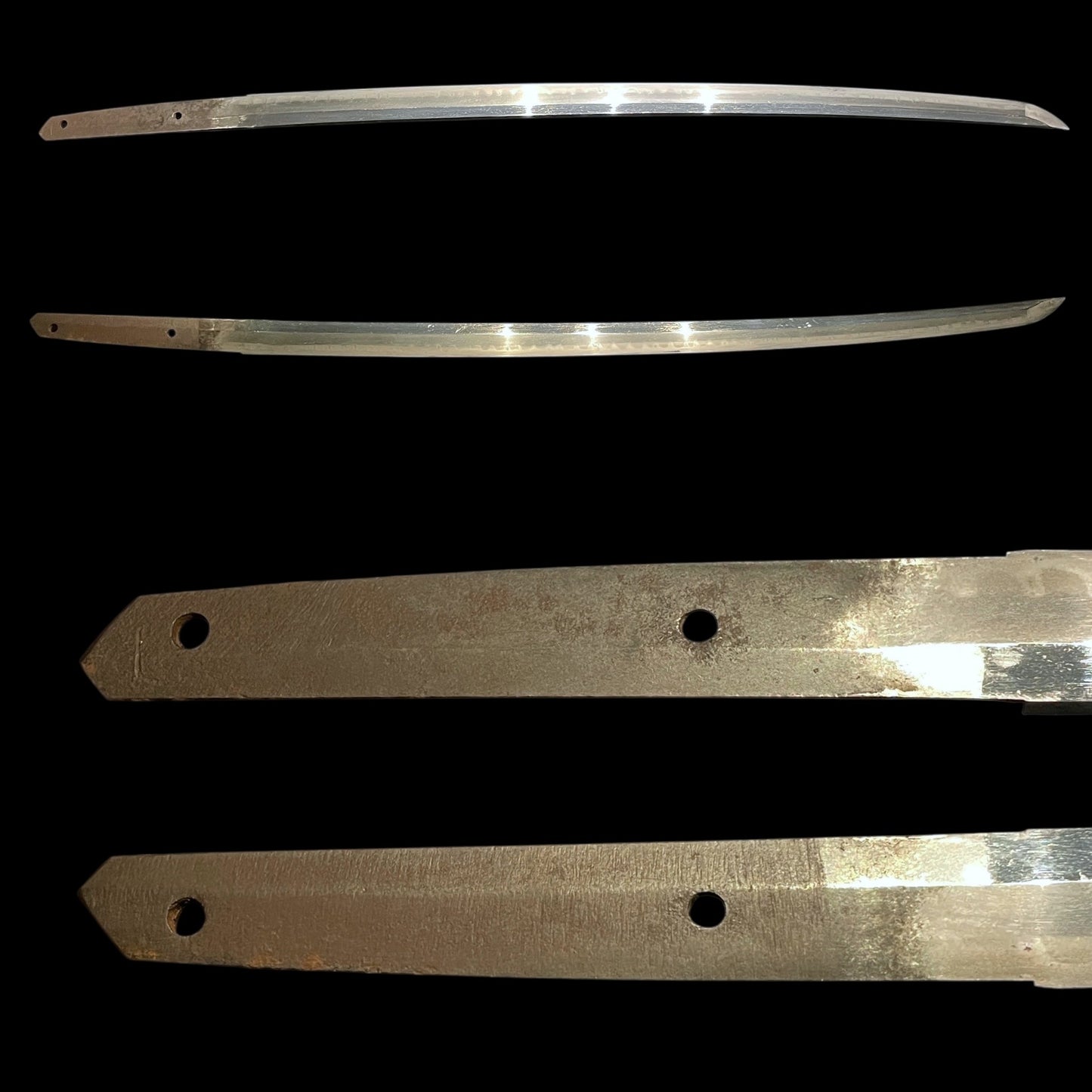 Choji-Hamon 丁子刃文 KATANA, Kawamaki-Tsuka 革巻柄, Edo period mumei