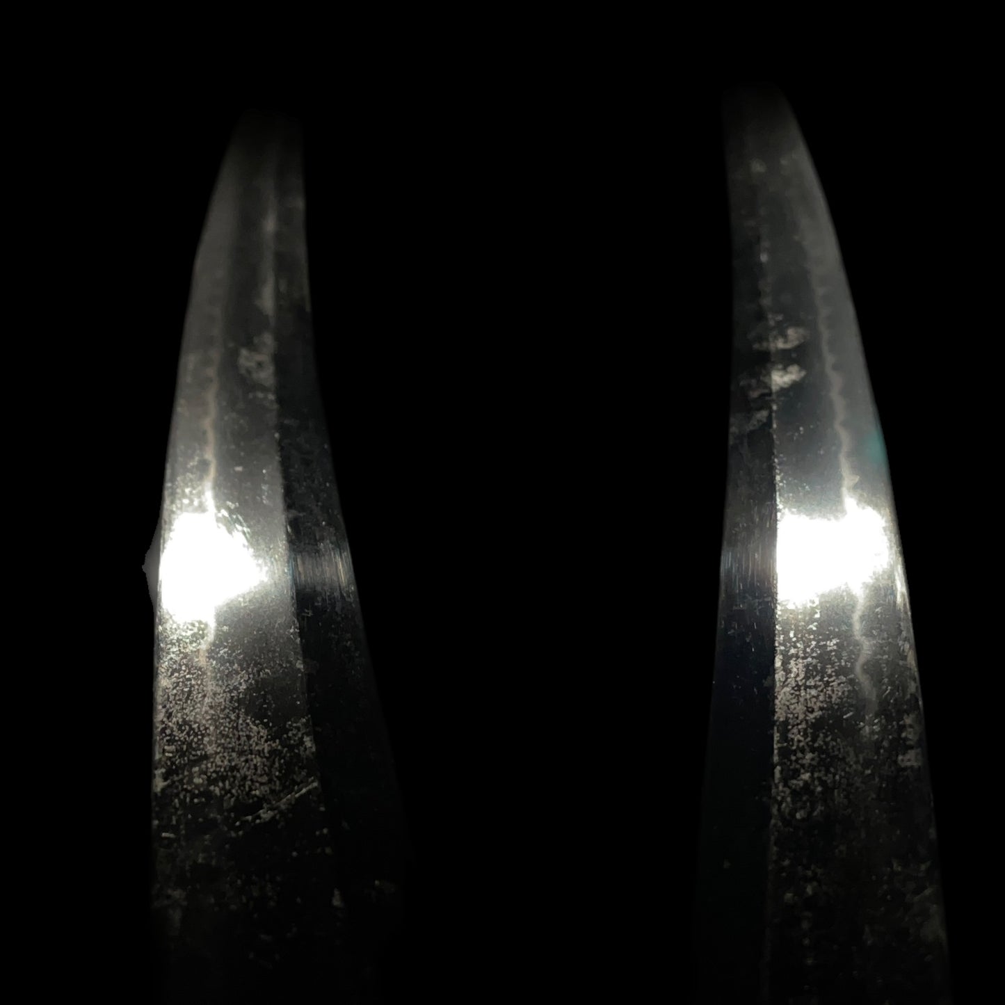Heavyweight Sturdy KATANA in Koshirae, Nagasa 65.7cm (25.87in), Showa period
