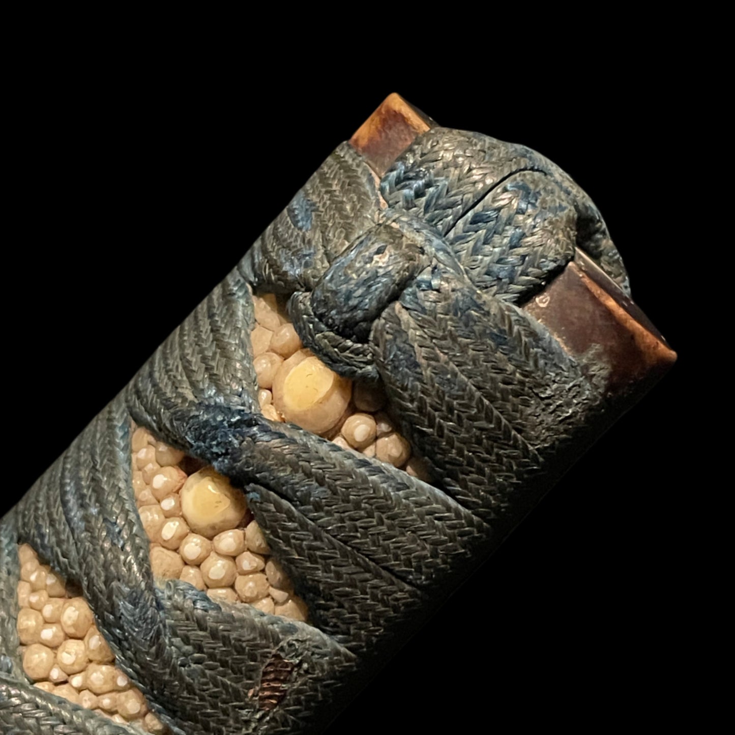 Toranba 濤乱刃 WAKIZASHI, Choshuhagiju Sakunoshin Tomohisa 長州萩住作之進友久 signed TSUBA