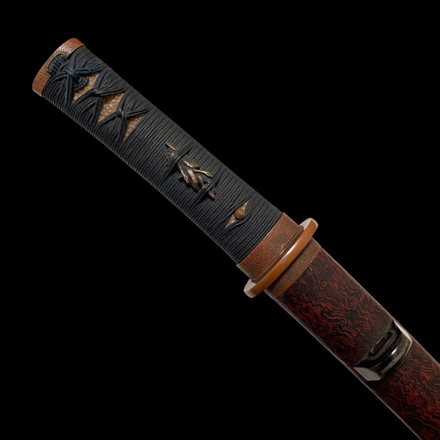 KATAHIRAZUKURI 片平造 Sunnobi-TANTO 寸延短刀, Masamehada 柾目肌, Copper Fittings
