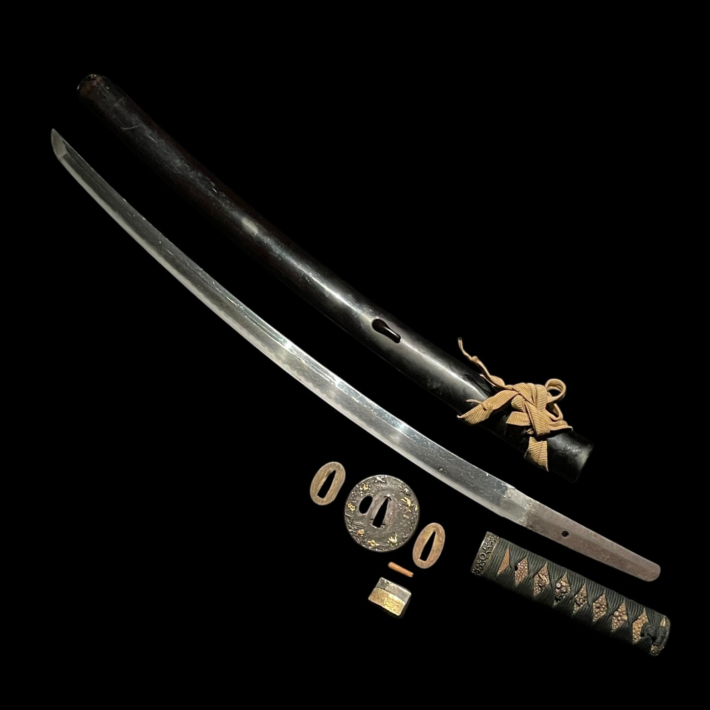 Oozori 大反 WAKIZASHI, Sue-Koto 末古刀, Matsuba 松葉 Fuchikashira, Muromachi period