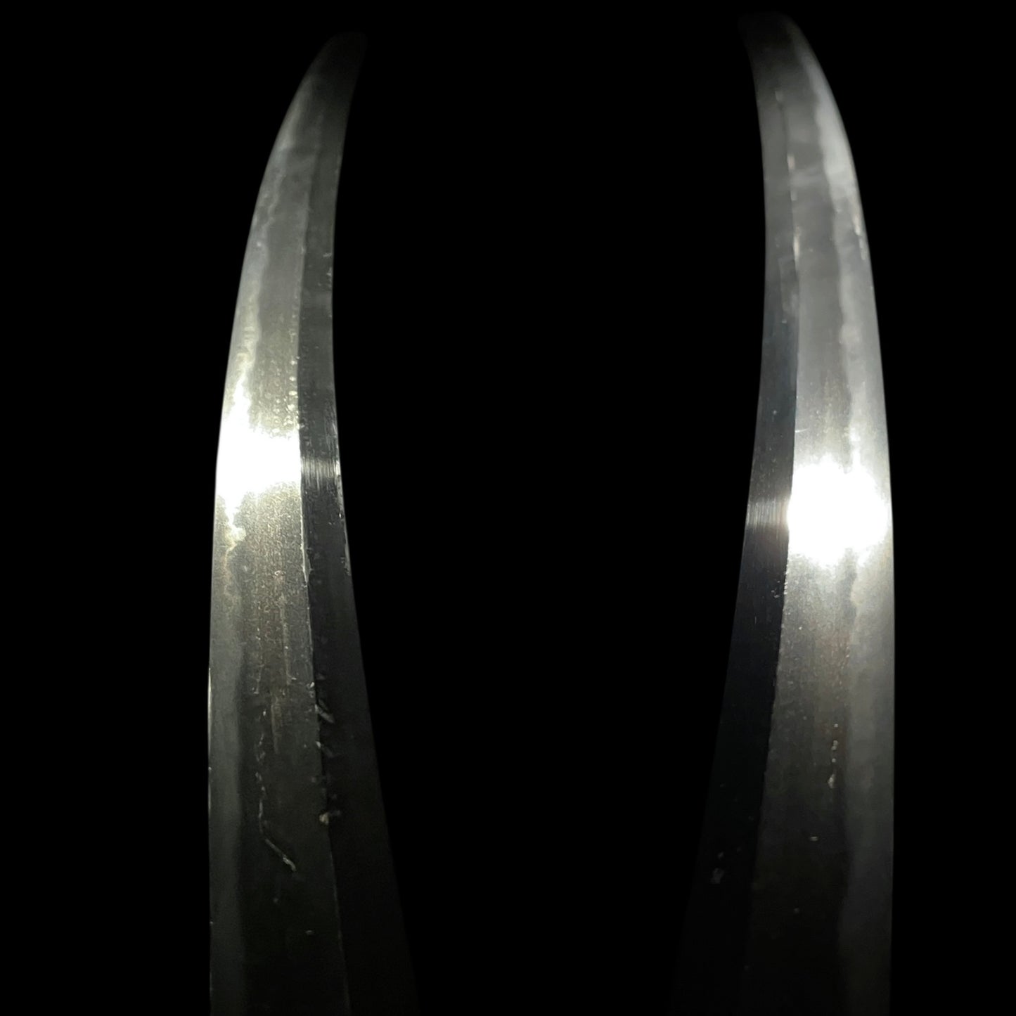 Kozori 小反 Katana, NANBOKUCHO Period BIZEN School, with Two Certificate