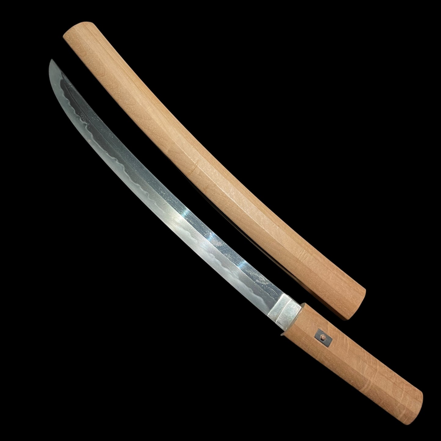 Shobuzukuri Wide Wakizashi, Osumizo Fujiwara Masahiro signed, with Shirasaya