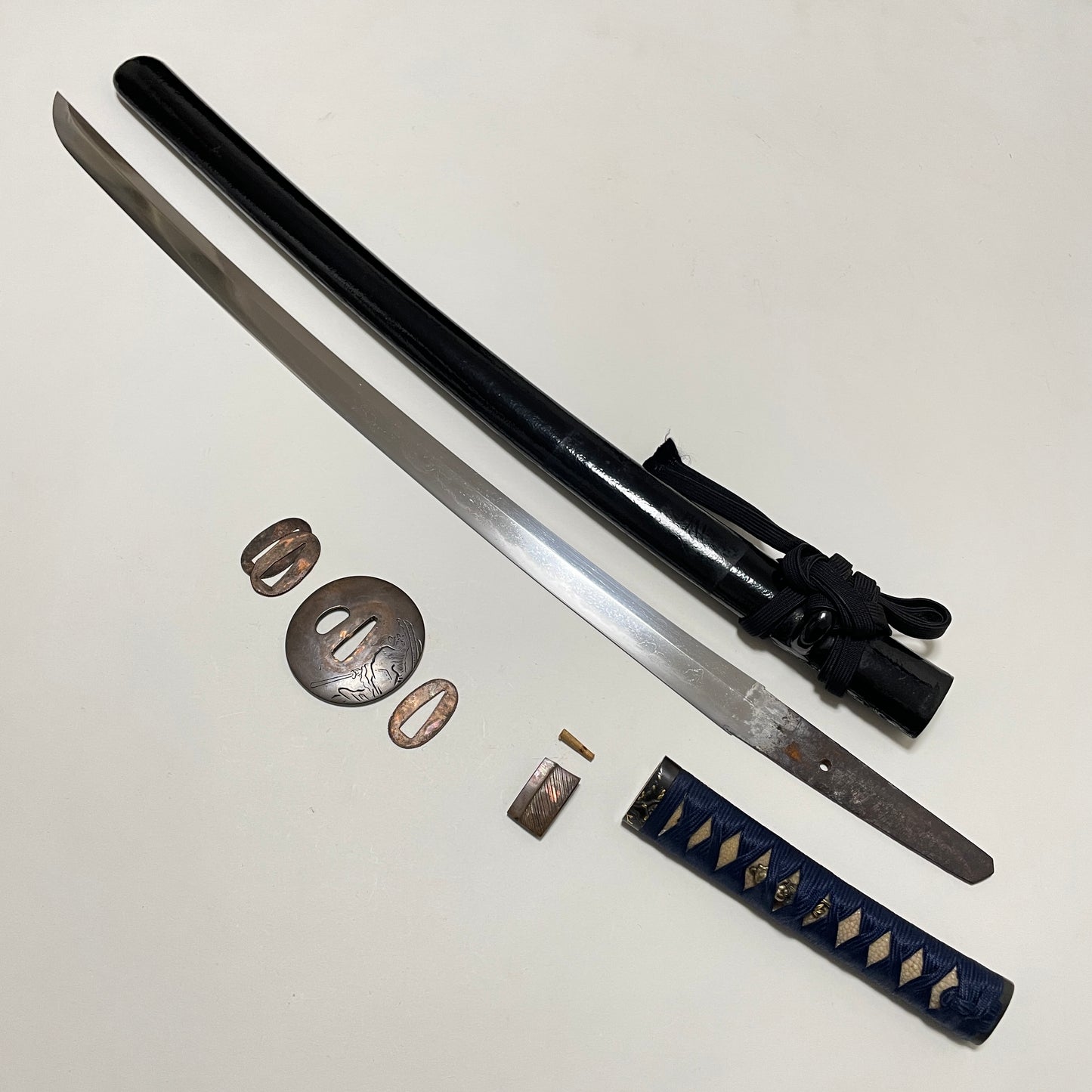 Long Wakizashi, Copper Tsuba, Shibuichi Fuchikashira, Edo period mumei