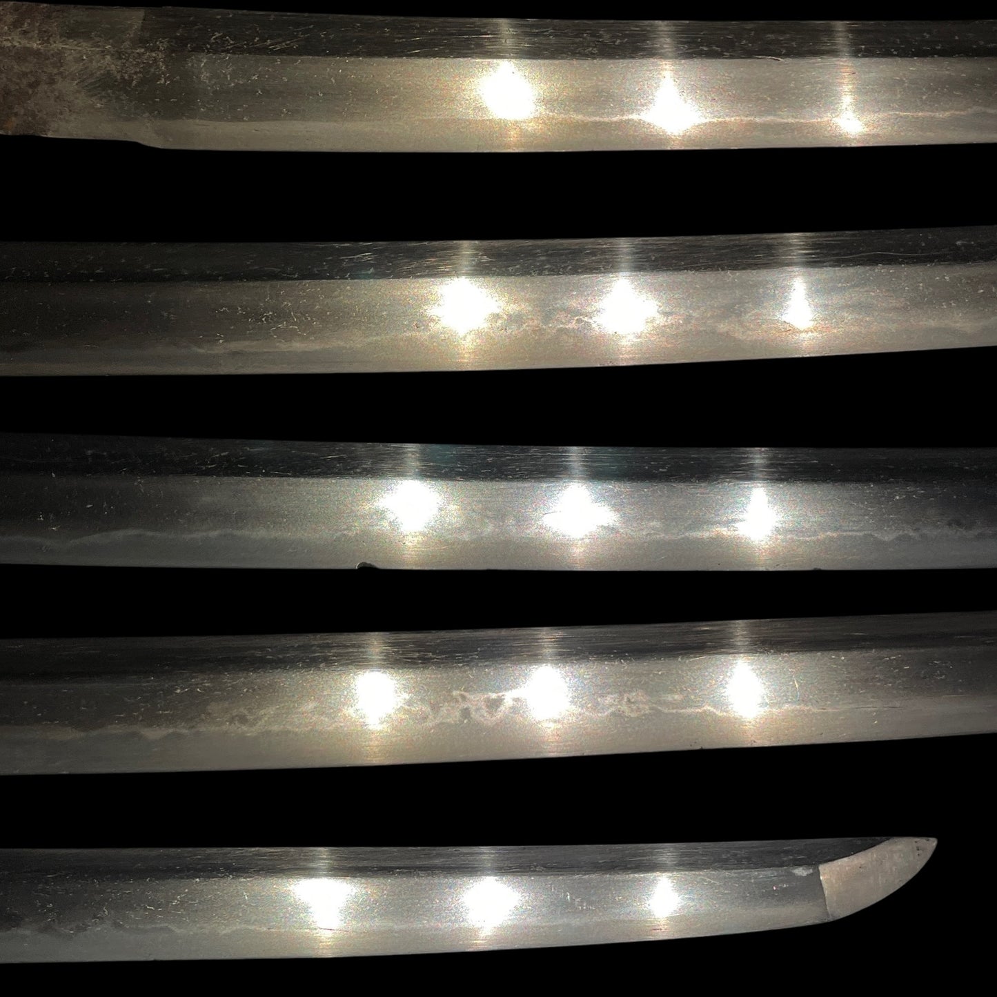 KATANA 打刀 with Shirasaya and Koshirae, Muromachi period mumei