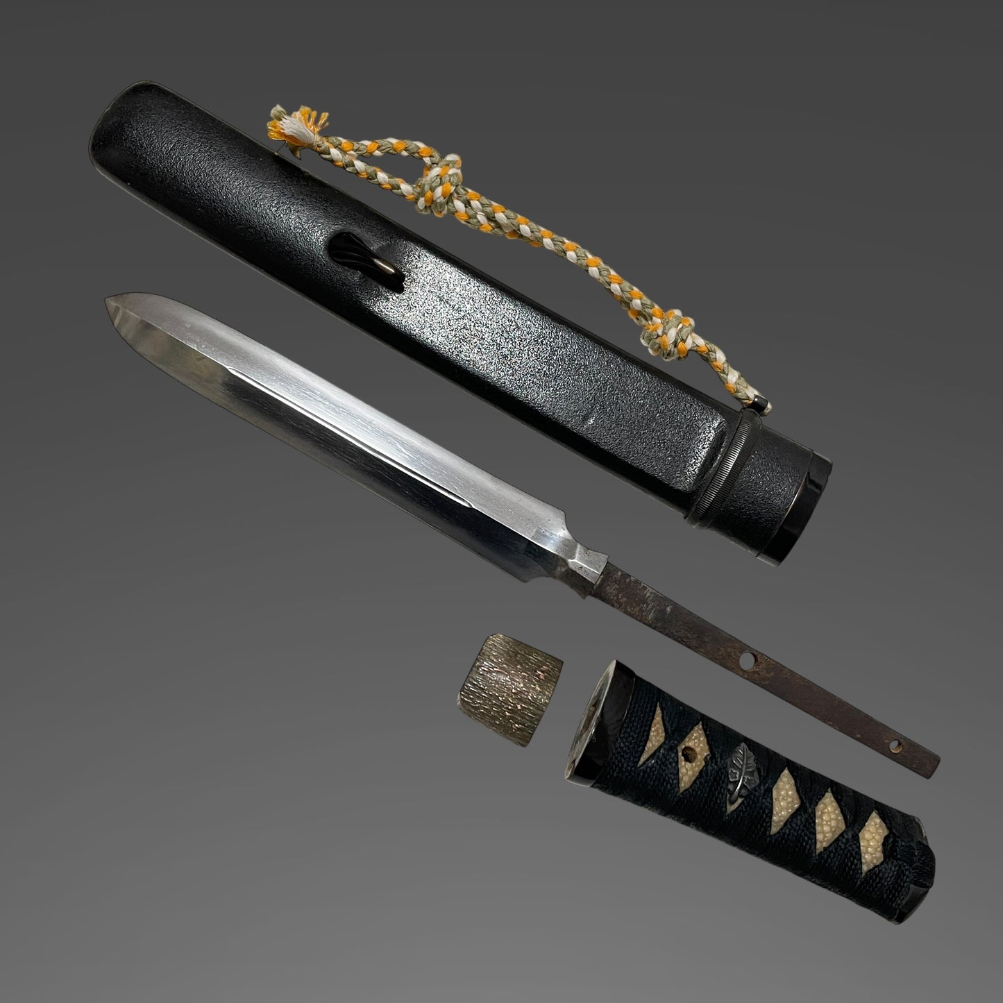 Rare Style, Ryoshinogi-Yari in Tanto Koshirae, Edo period mumei