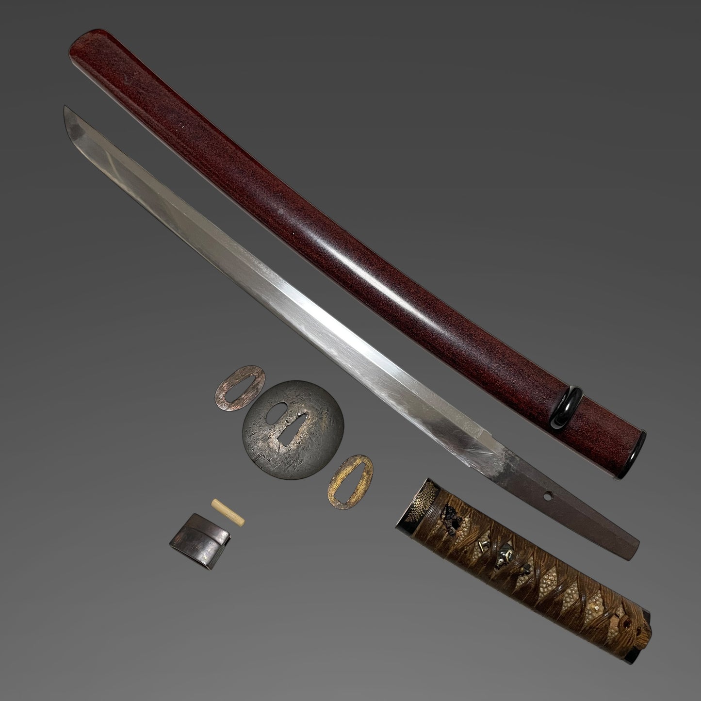 Red Wakizashi, Banshu Himejiju Yasumune 播州姫路住安宗造 signed Fuchi, Edo period