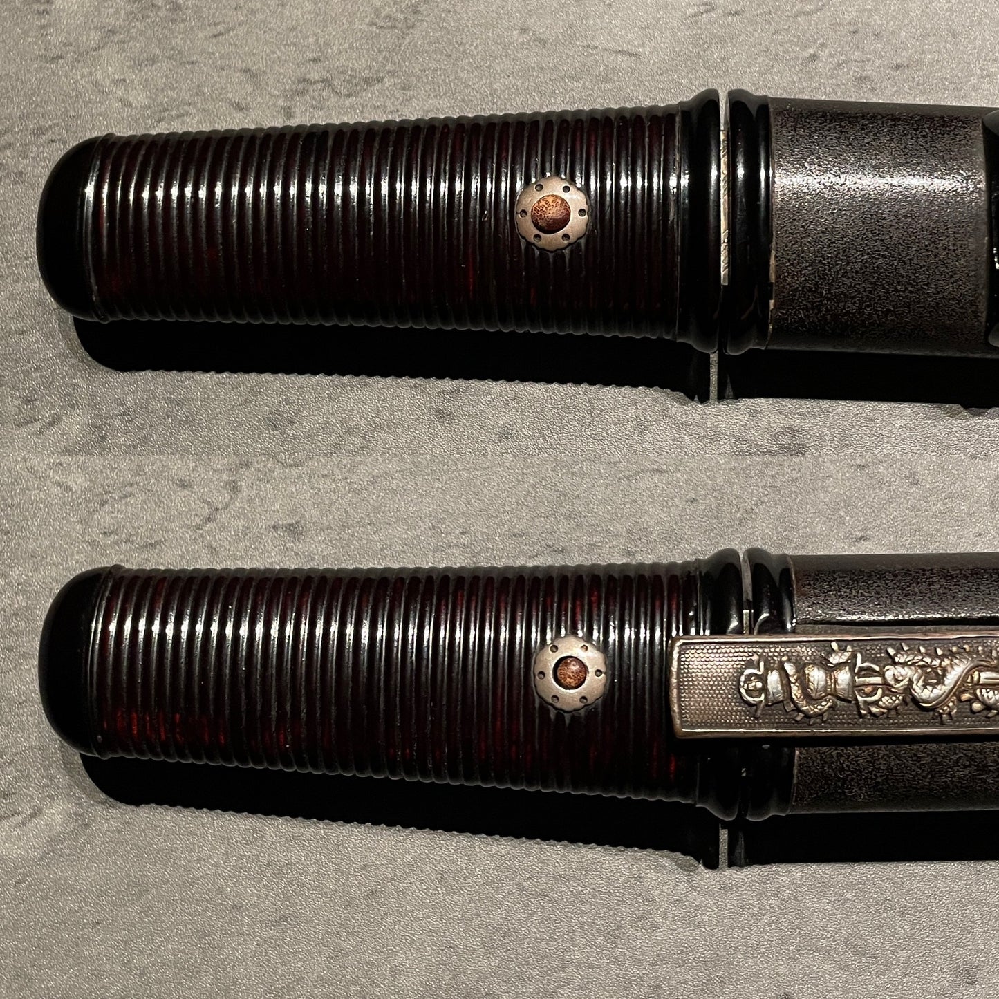 Aikuchi Style TANTO, Bishuosafune Yasumitsu 備州長船康光 signed, Early Muromachi period