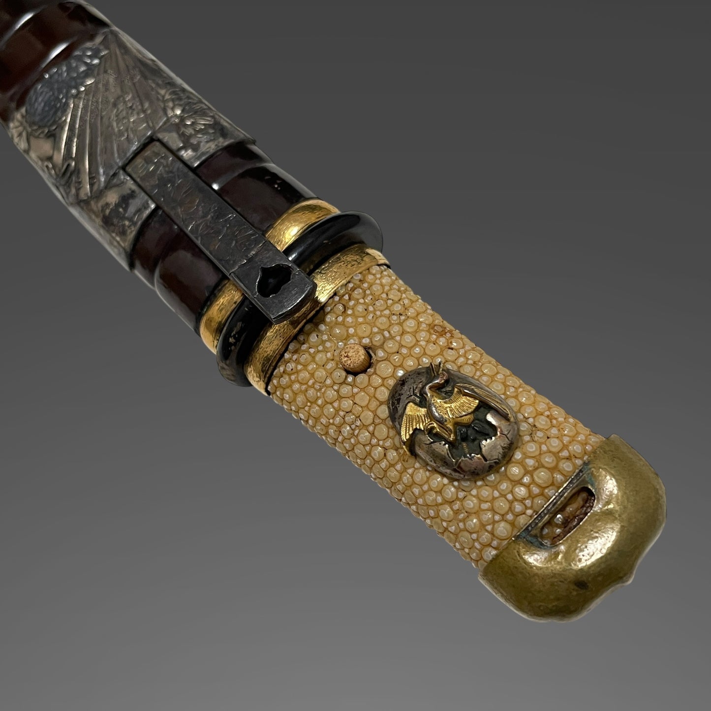 HORIMONO 彫物 Tanto, Fudo-Myoo 不動明王, with Kozuka Kogai, Edo period mumei