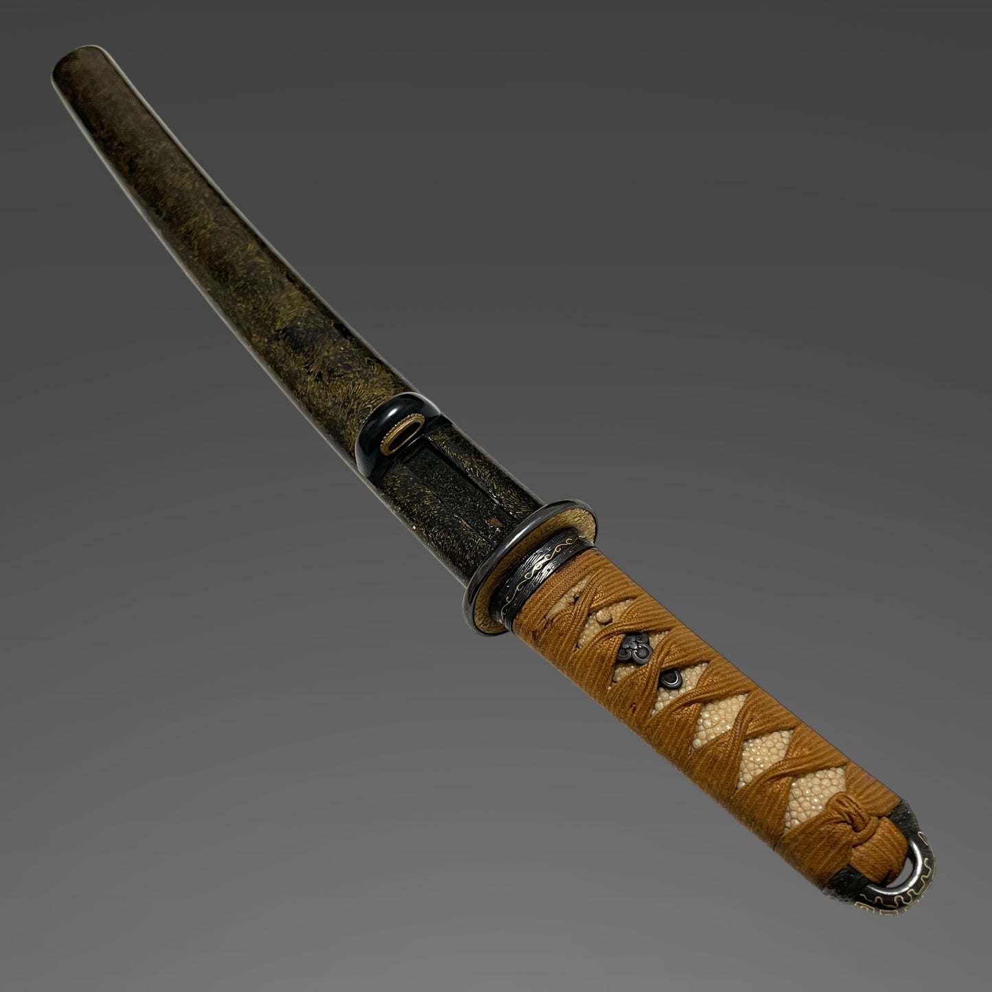HITATSURA 皆焼 Wakizashi, Doi Shinryo 土肥真了 signed, Mantis Kozuka, Edo period