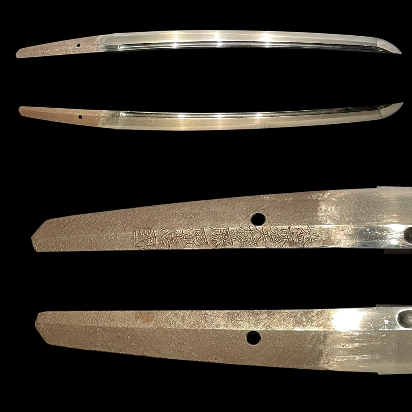 Harimadaijo Fujiwara Tadakuni 播磨大掾藤原忠国 signed, Wide and Thick WAKIZASHI