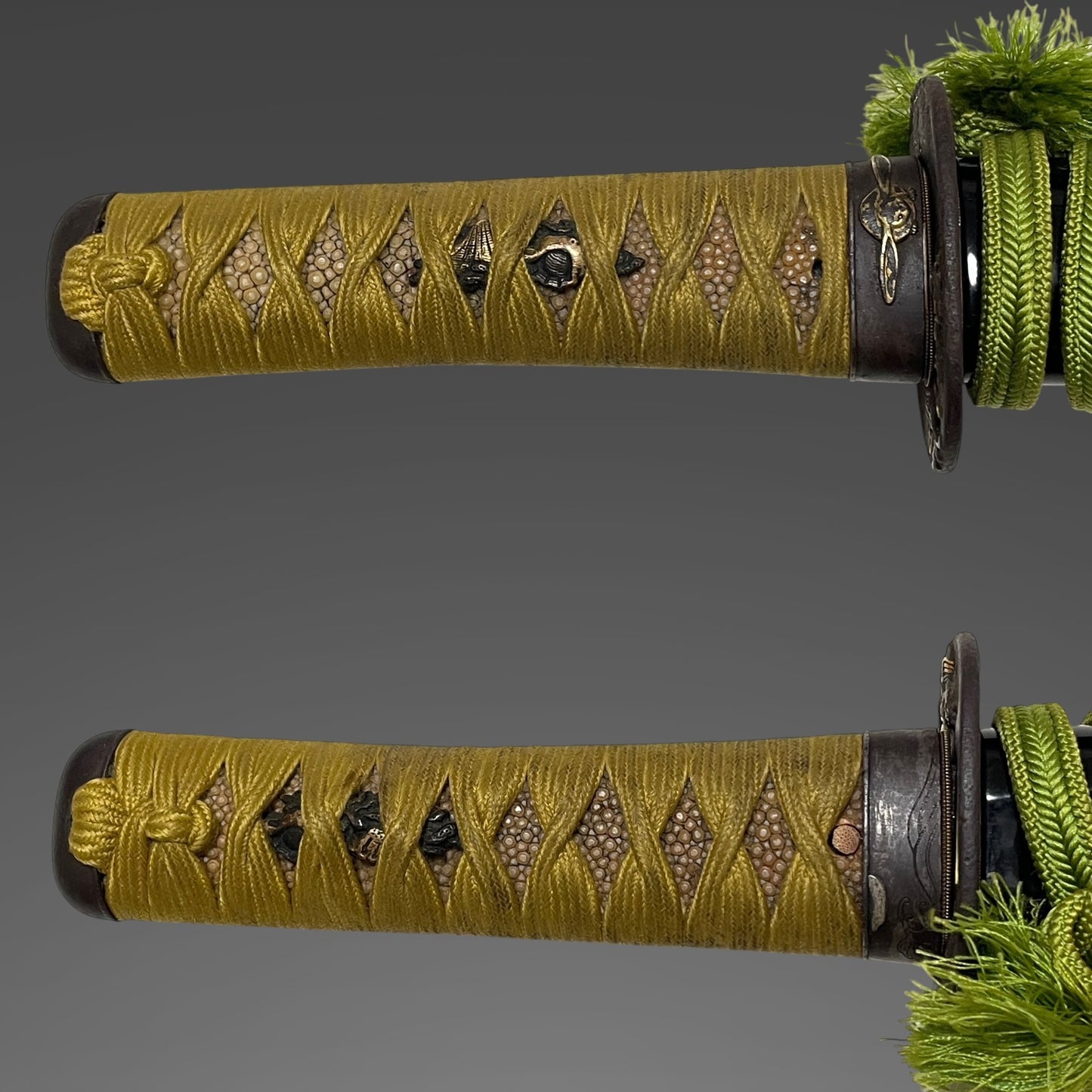 Naginata Naoshi Wakizashi, Samurai Tsuba, Miminaga Usagi 耳長兎 Fuchi, Muromachi period mumei
