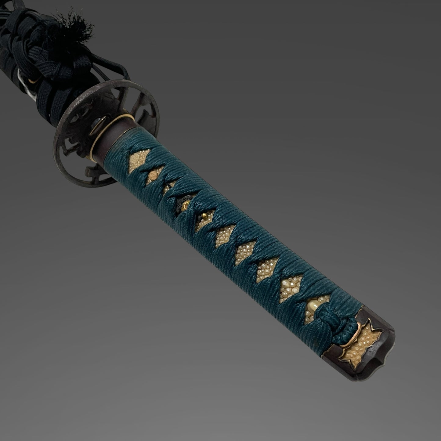 Ganmaku 岩捲 KATANA, Futasujihi 二筋樋, Mino School, Early Edo period, NBTHK Certificate
