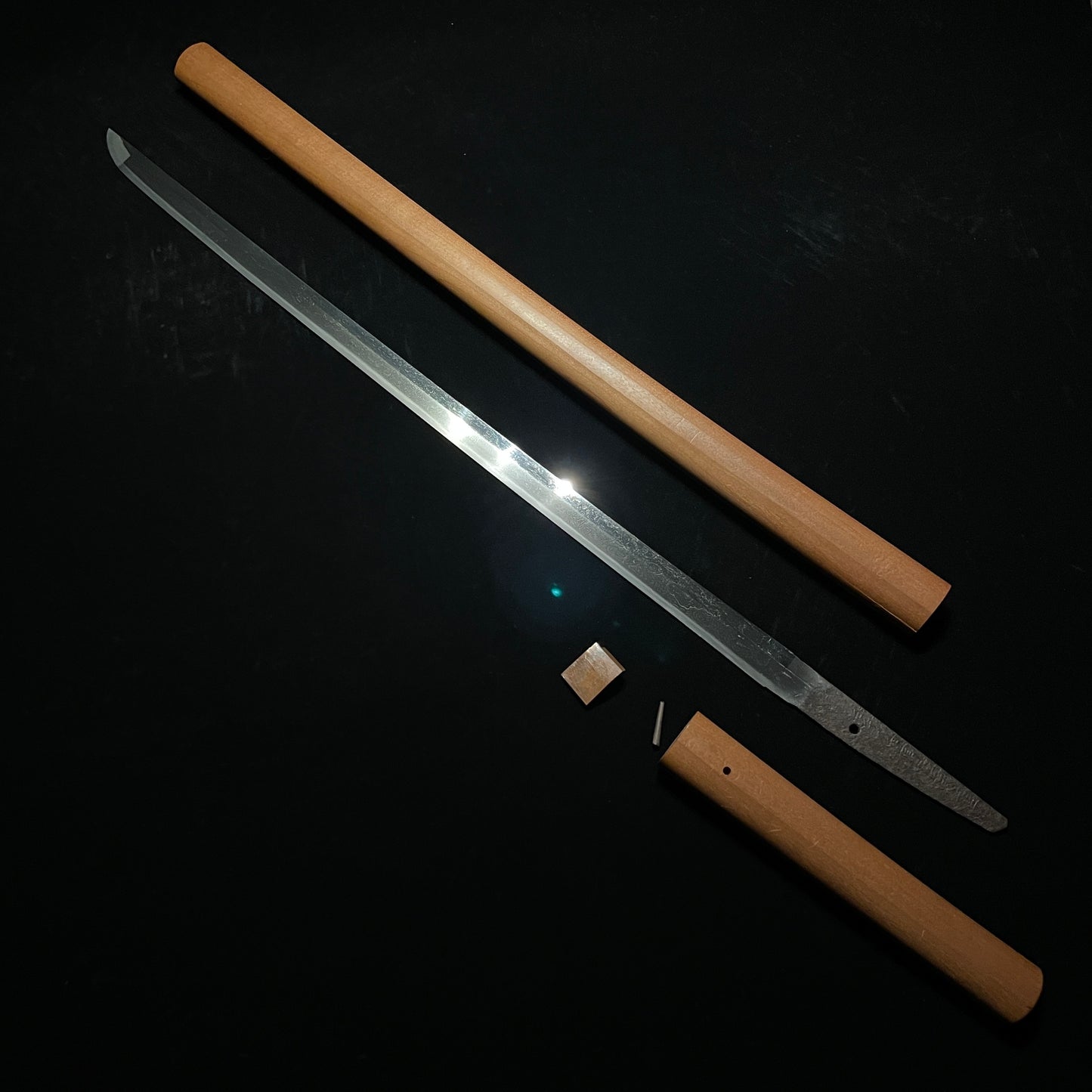 Hadamono 肌物 KATANA, Bushu Shitahara Yasushige 武州下原康重 signed, NBTHK Shinsa paper