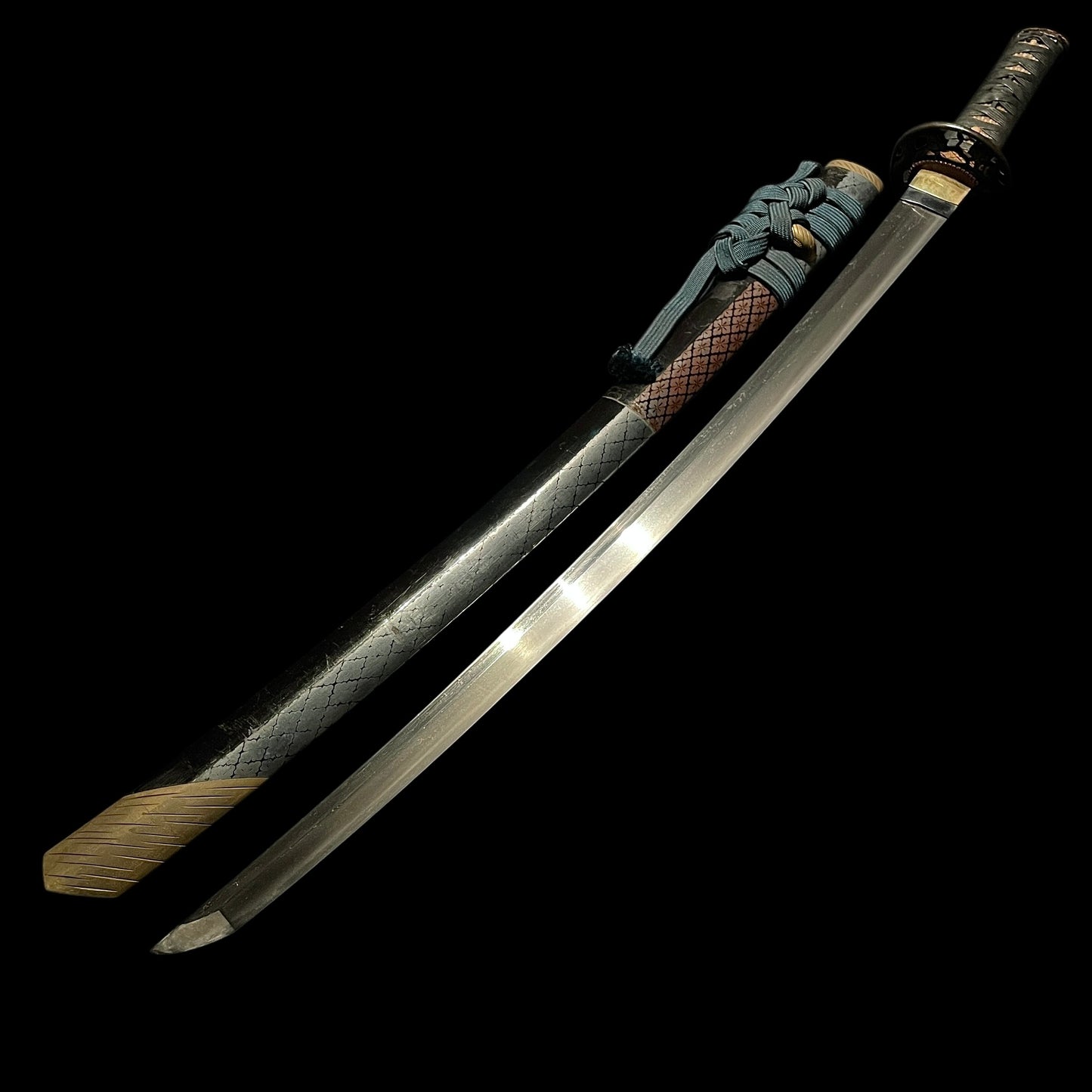 Omeshi-Koshirae お召拵え Wakizashi, Bishuosafune Sukemitsu February 1471 signed, Muromachi period